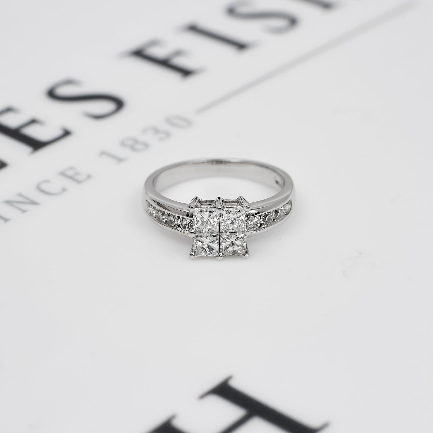 Pre-Owned 18ct White Gold Princess Cut Diamond Cluster Ring