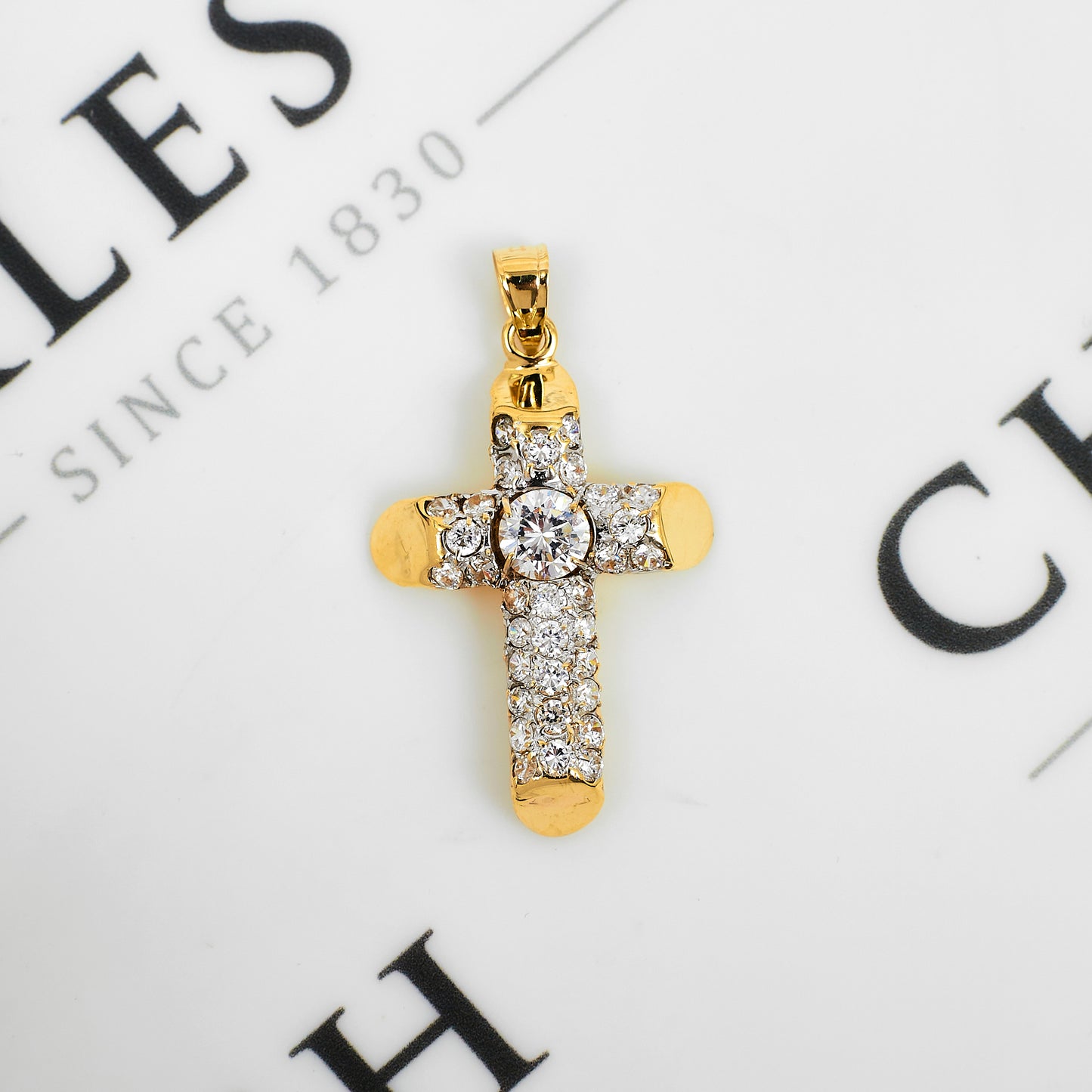 Pre-Owned 9ct Gold CZ Cross Pendant