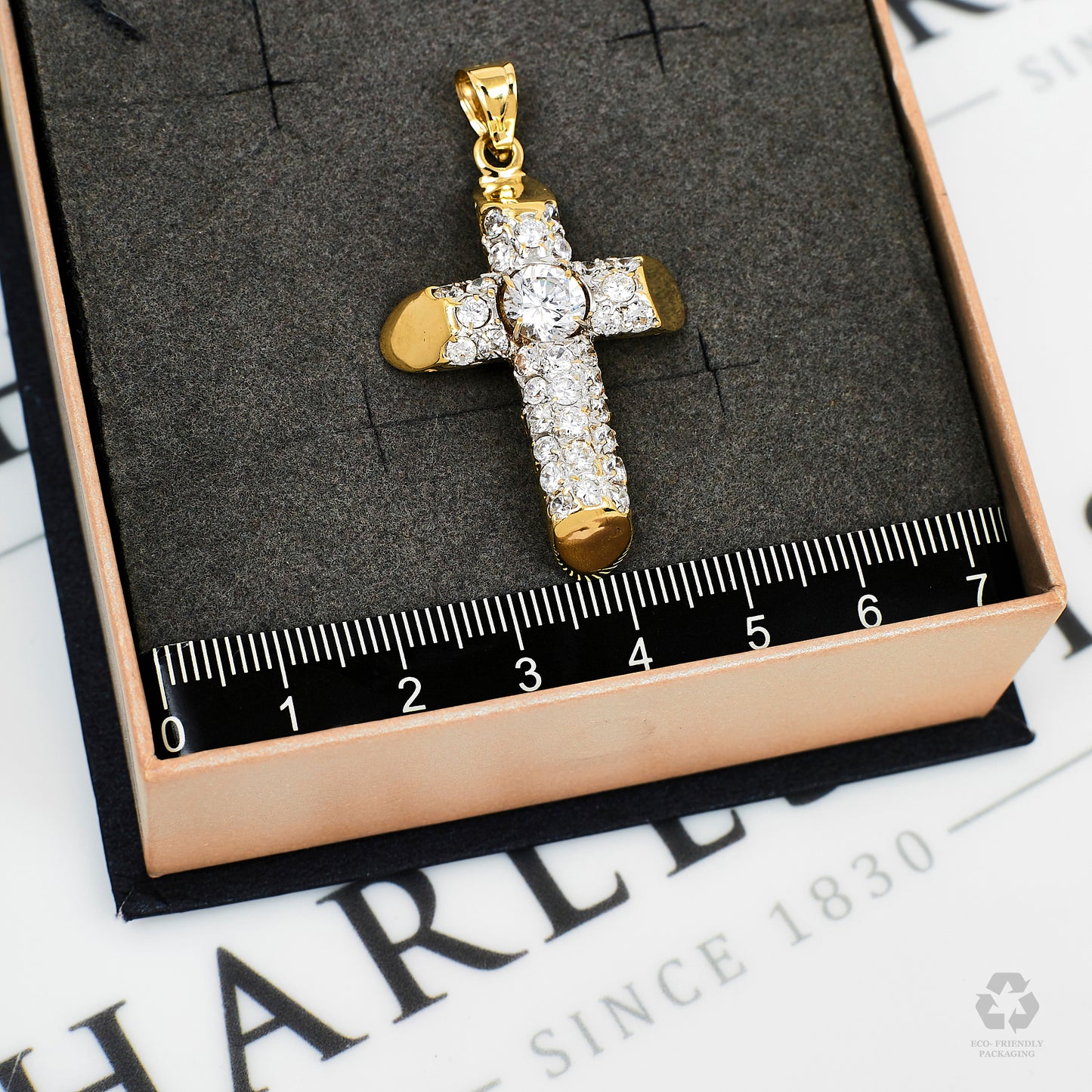 Pre-Owned 9ct Gold CZ Cross Pendant