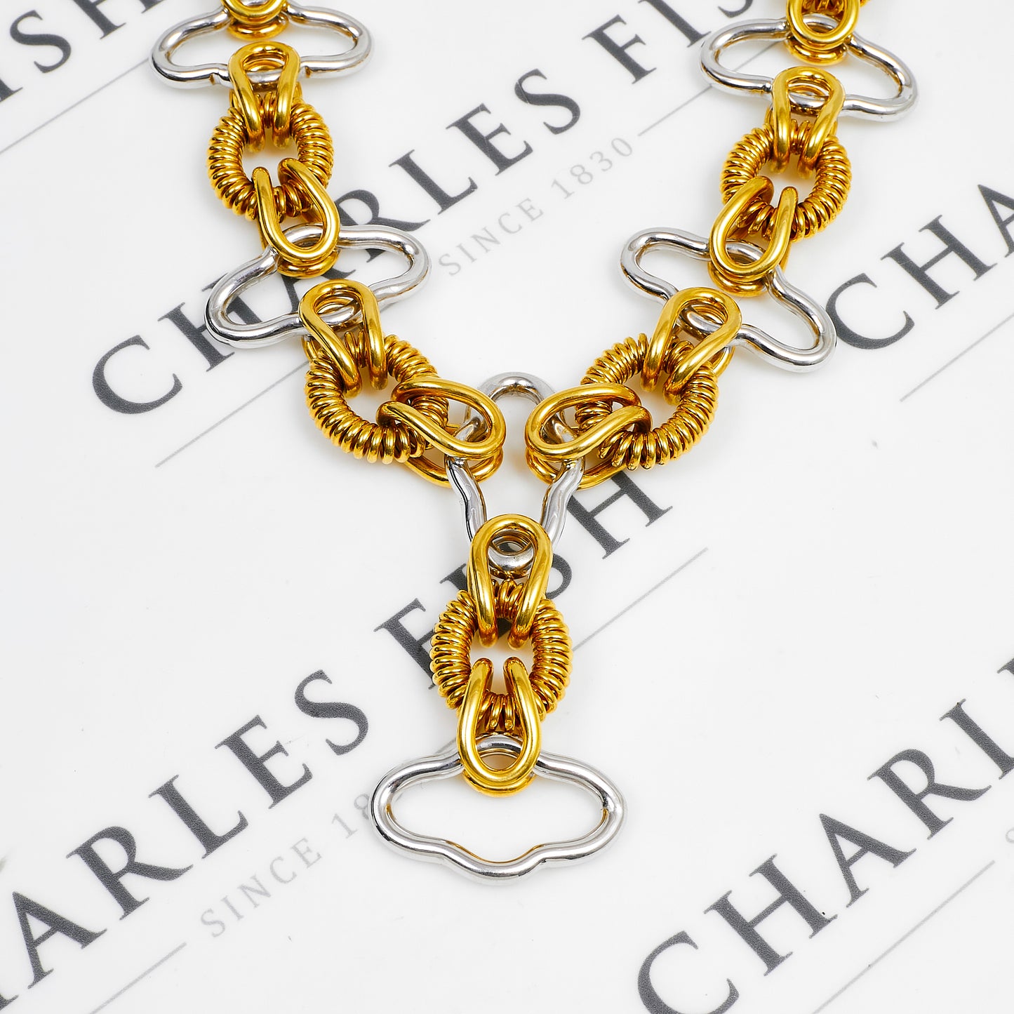 Pre-Owned 18ct Circle Spring Quatrefoil Statement Necklace