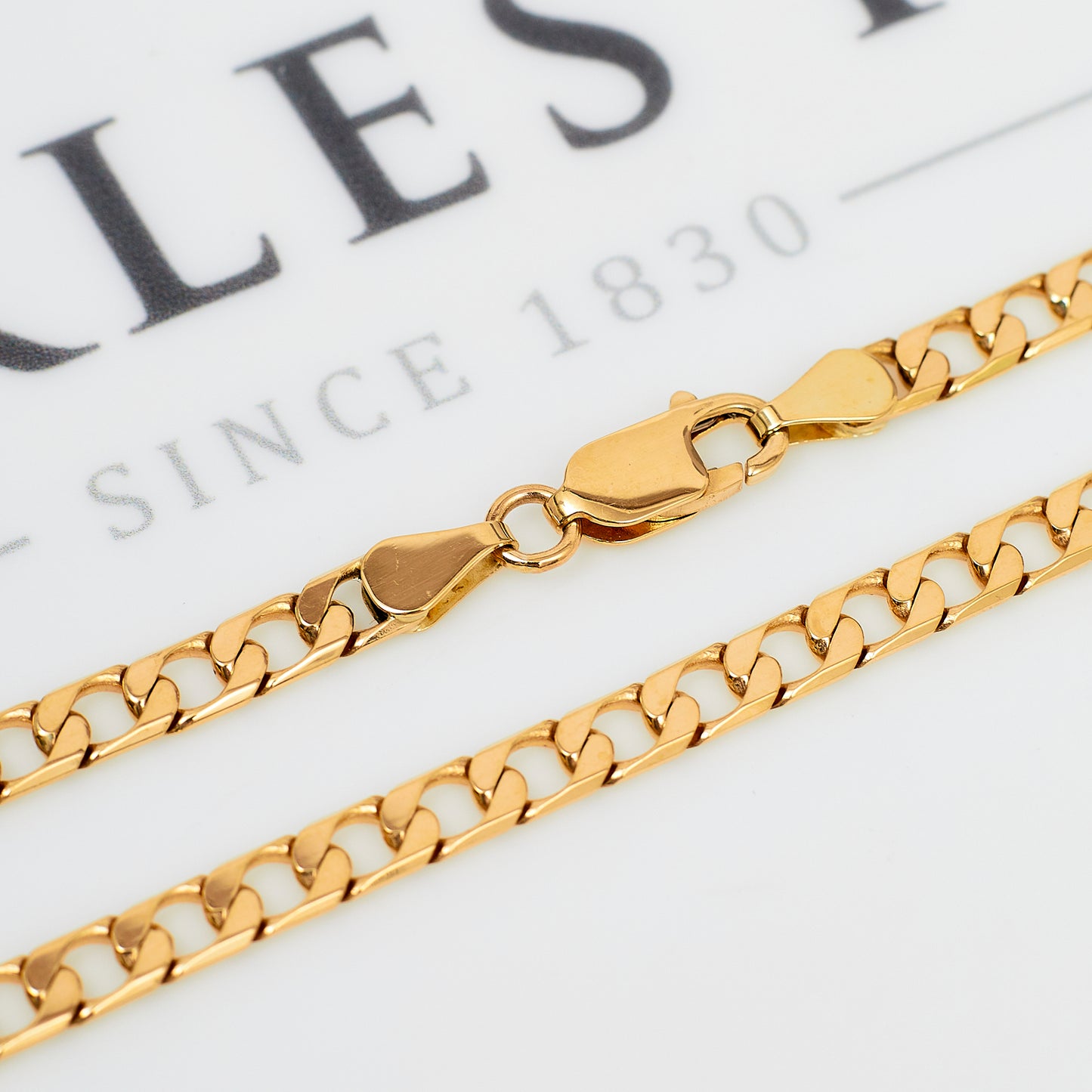 Pre-Owned 9ct Gold Curb Chain Necklace 20 Inch