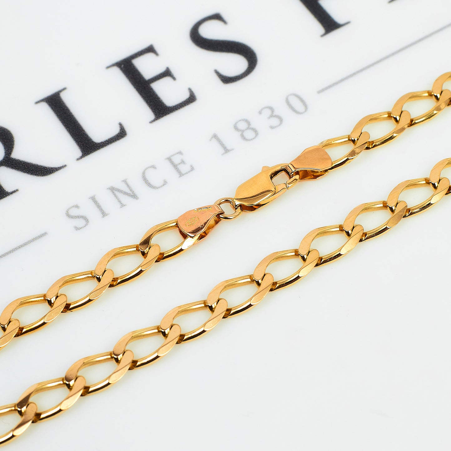 Pre-Owned 9ct Gold Curb Chain Necklace 24 Inch