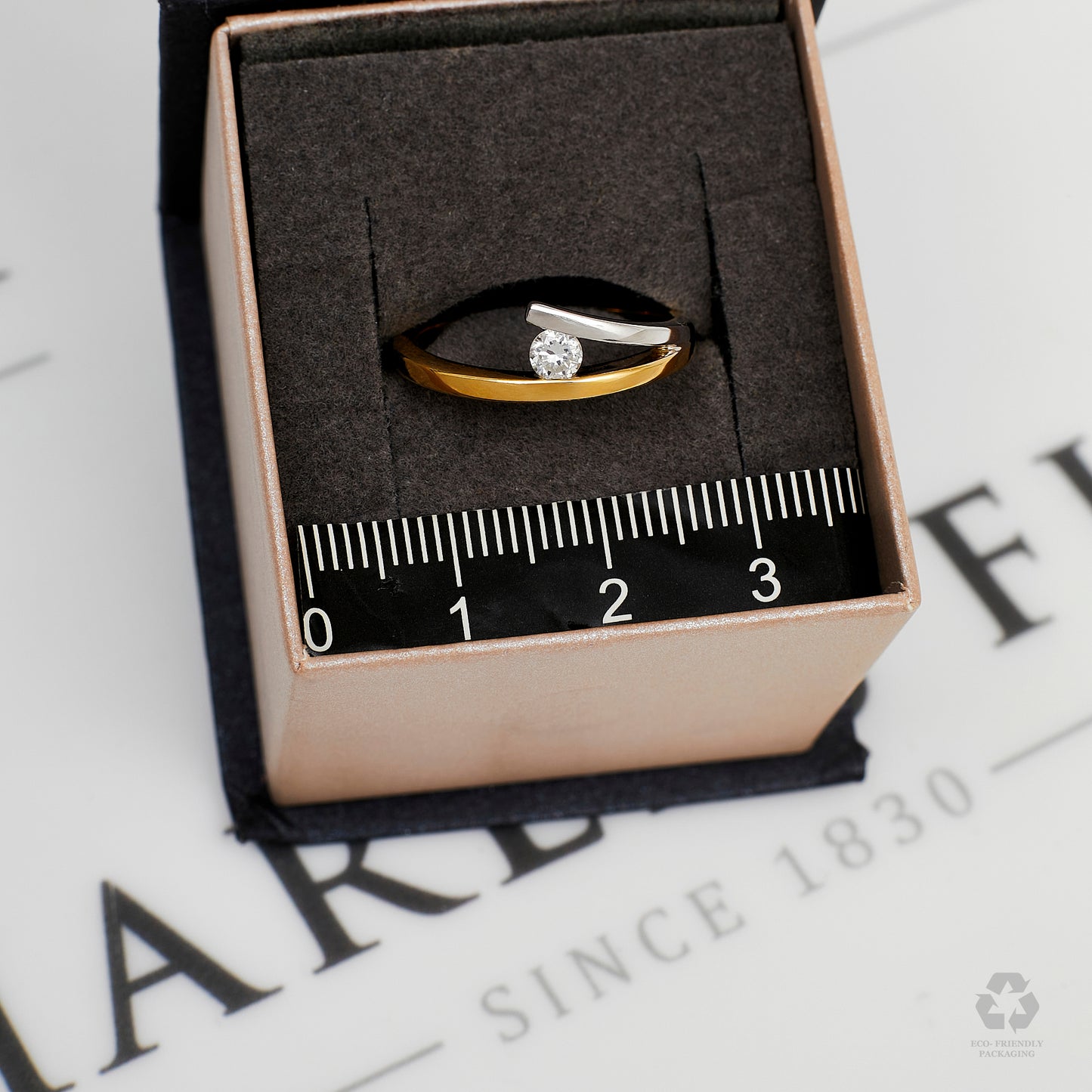 Pre-Owned 18ct Gold 2 Tone Diamond Split Band Ring Size N