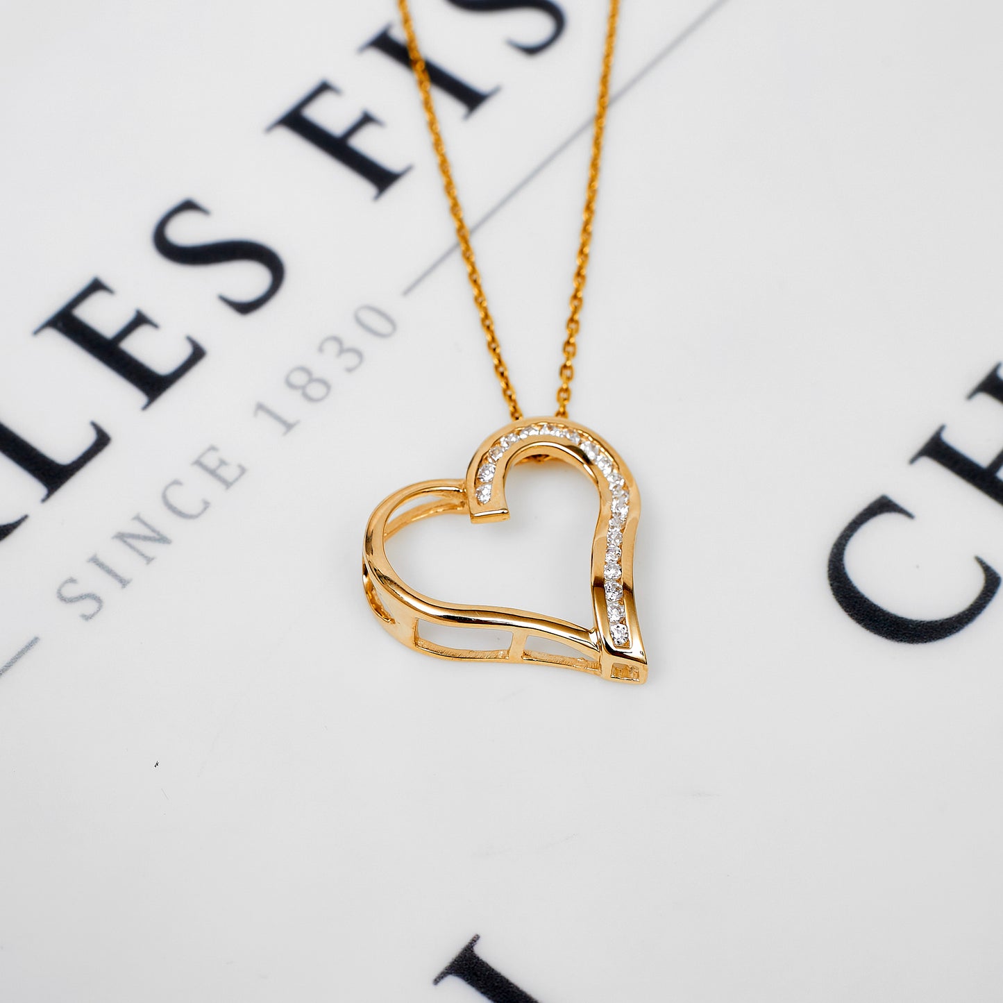 Pre-Owned 9ct Gold CZ Openwork Heart Pendant