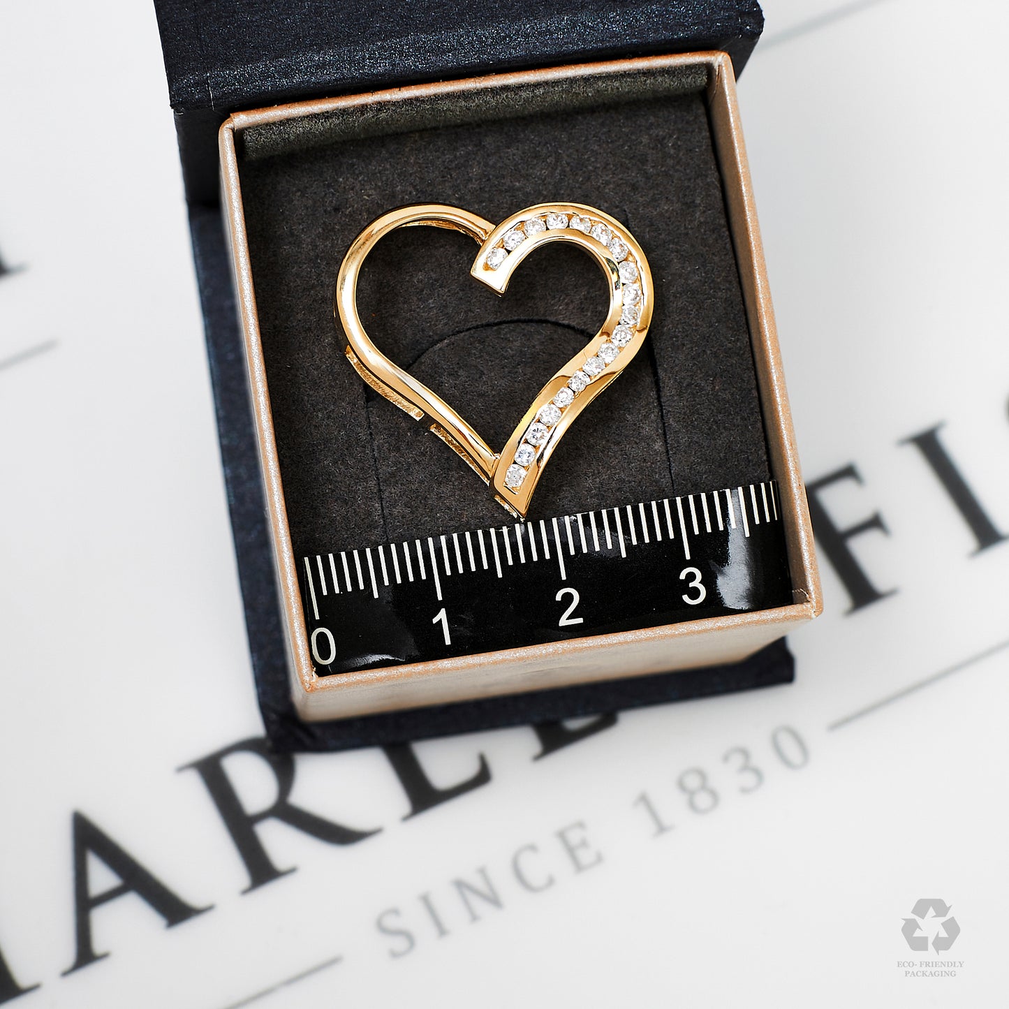 Pre-Owned 9ct Gold CZ Openwork Heart Pendant