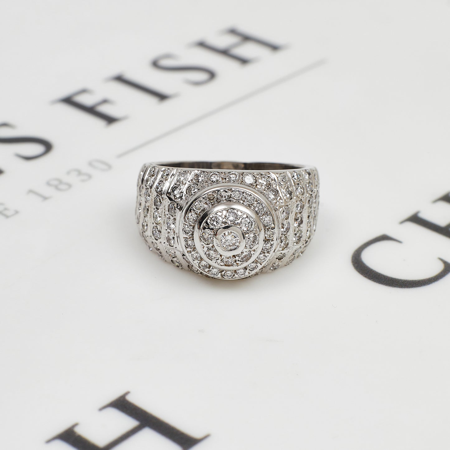 Pre-Owned 18ct White Gold & Diamond Mens Dress Ring Size Y