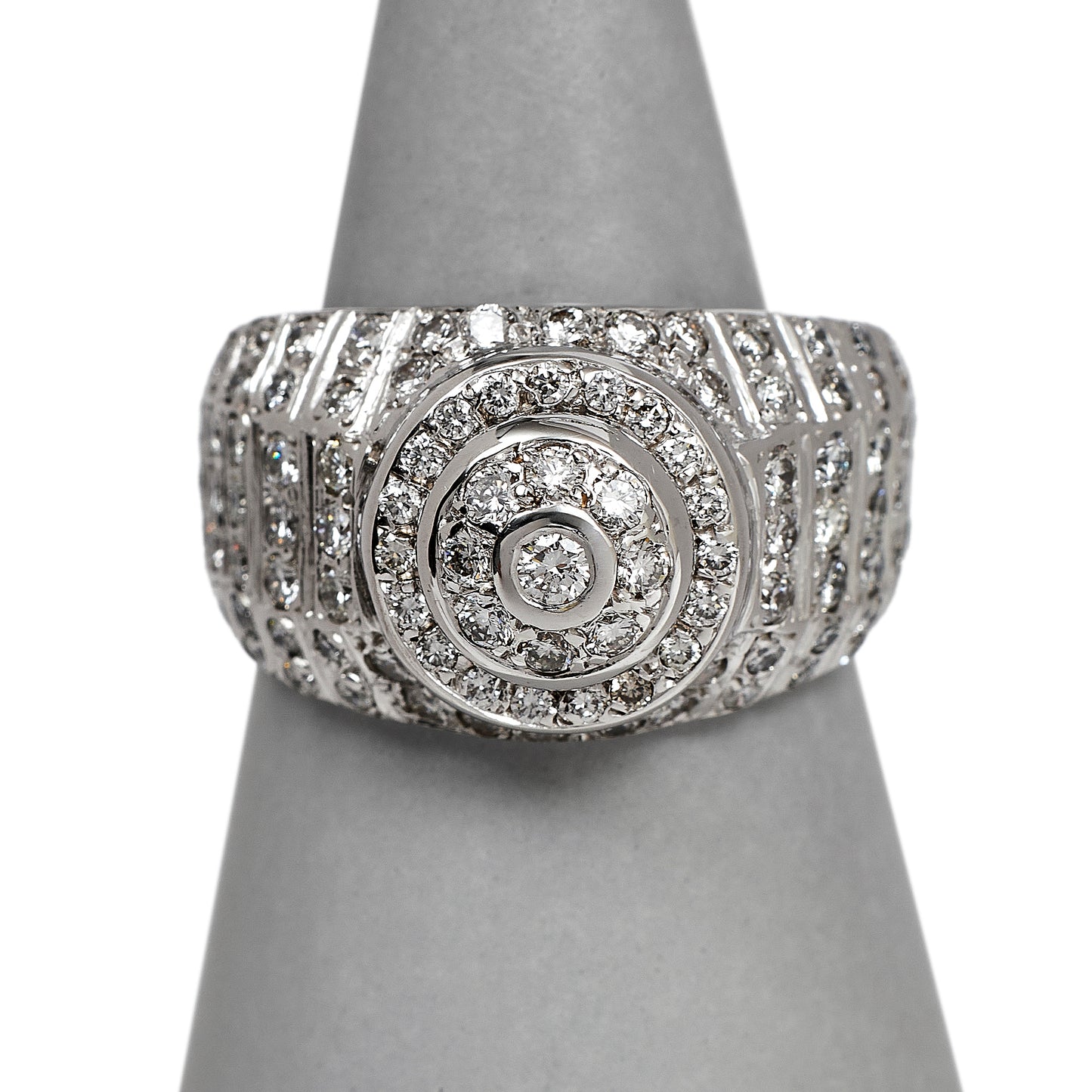 Pre-Owned 18ct White Gold & Diamond Mens Dress Ring Size Y