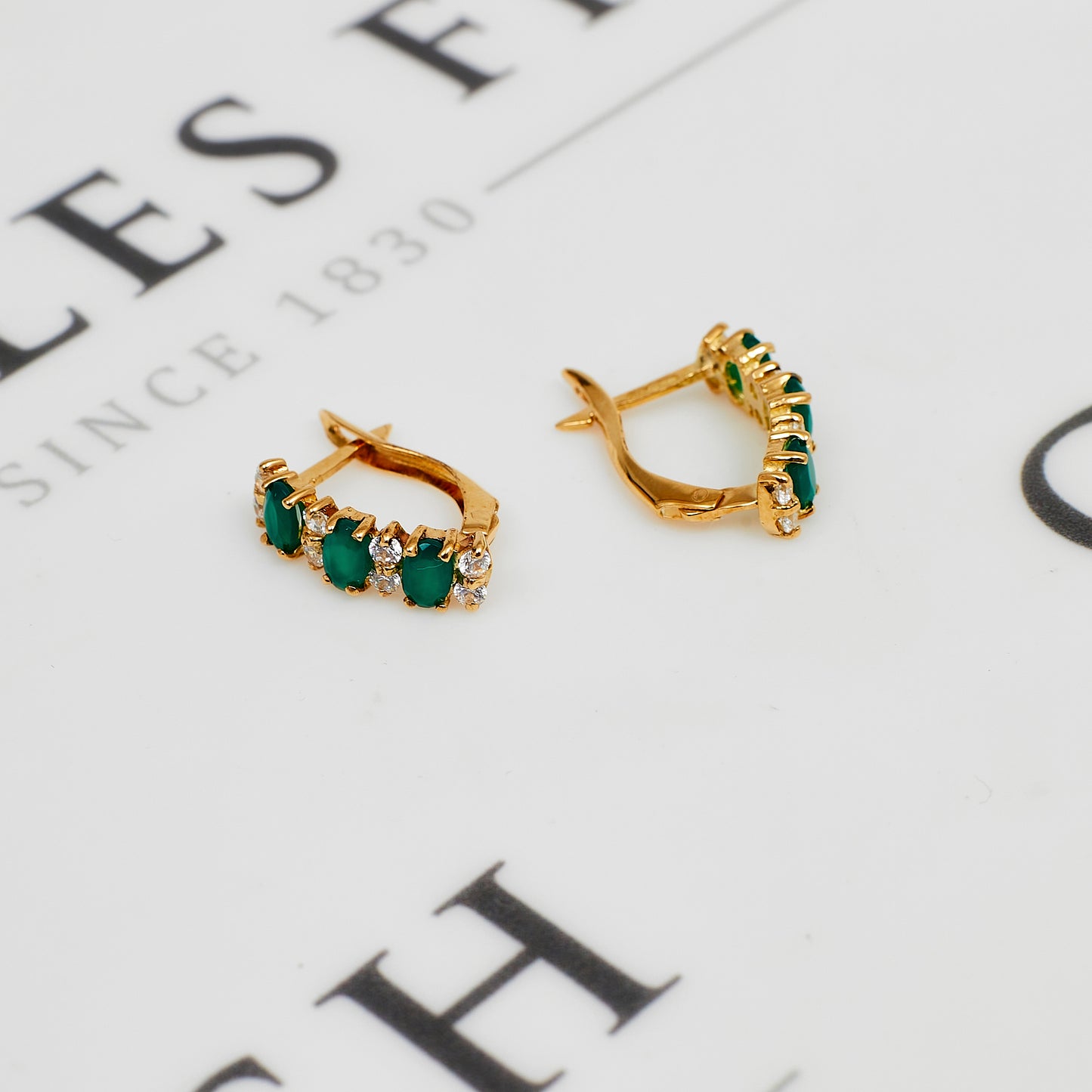 Pre-Owned 18ct Gold Green Agate & CZ Hinged Earrings