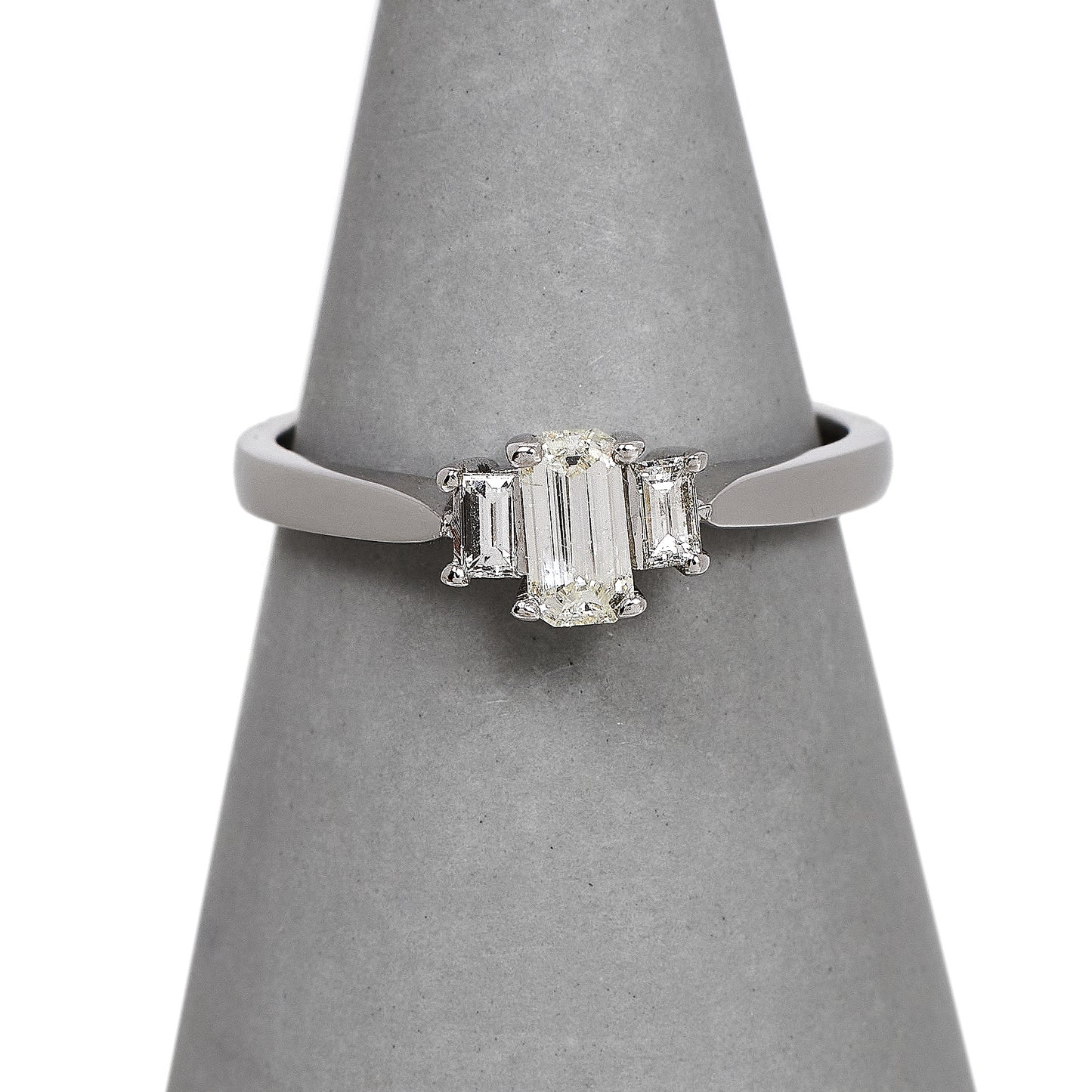 Pre-Owned 18ct White Gold Trinity Diamond Ring Size I.5