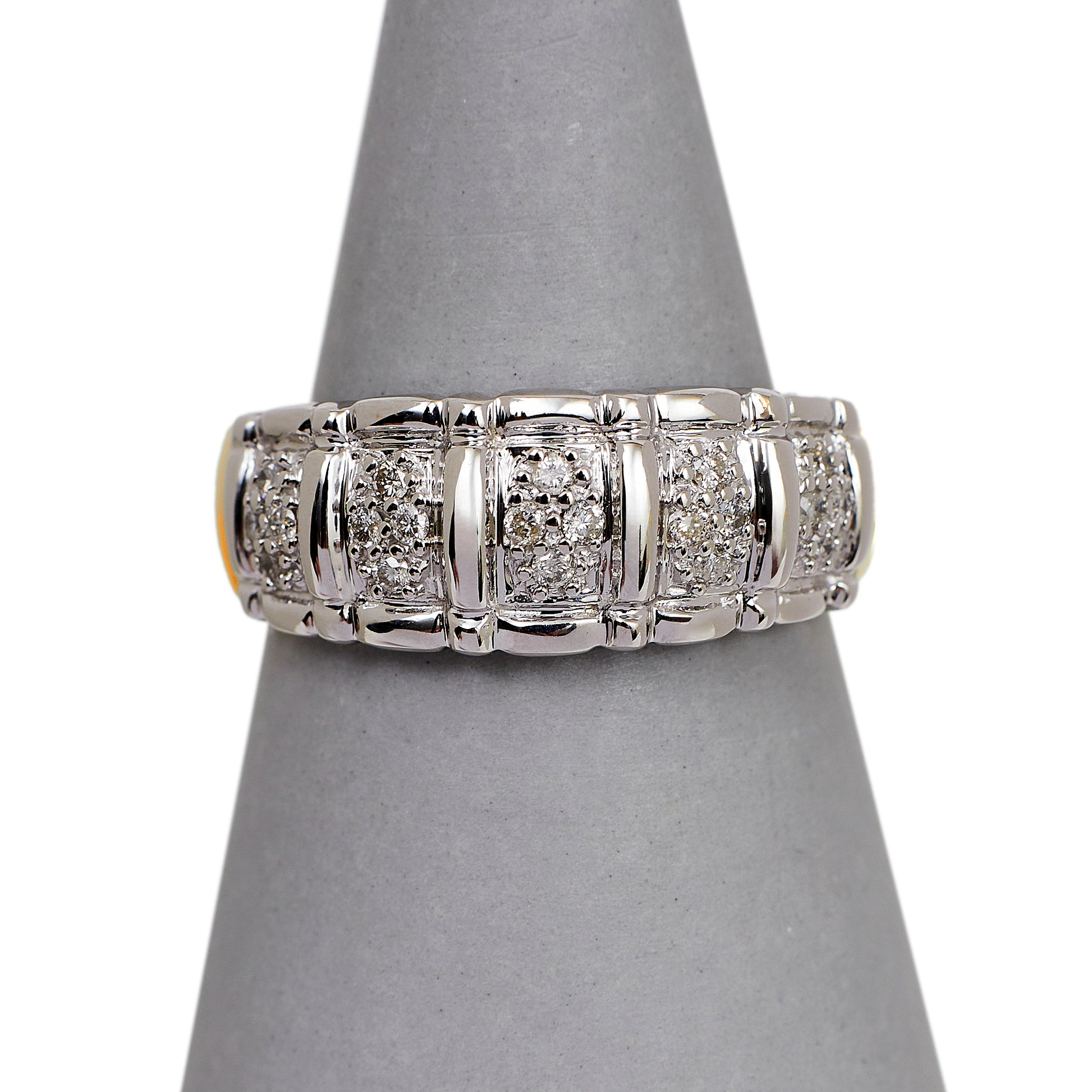 Pre-Owned 14ct White Gold 20 Diamond Bump Head Ring Size S