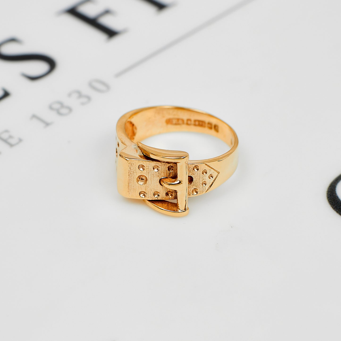 Pre-Owned 9ct Gold Buckle Ring Size O