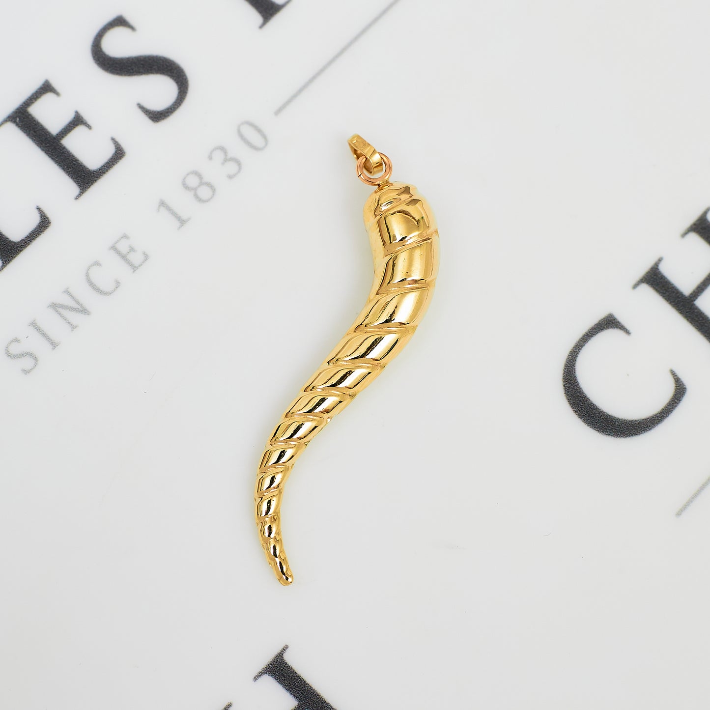 Pre-Owned 9ct Gold Hollow Twist Horn Of Life Pendant
