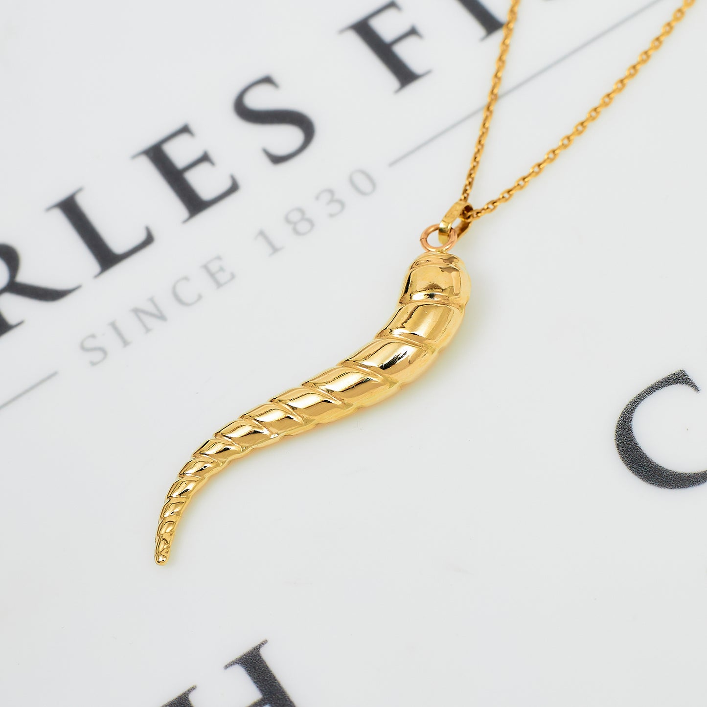 Pre-Owned 9ct Gold Hollow Twist Horn Of Life Pendant
