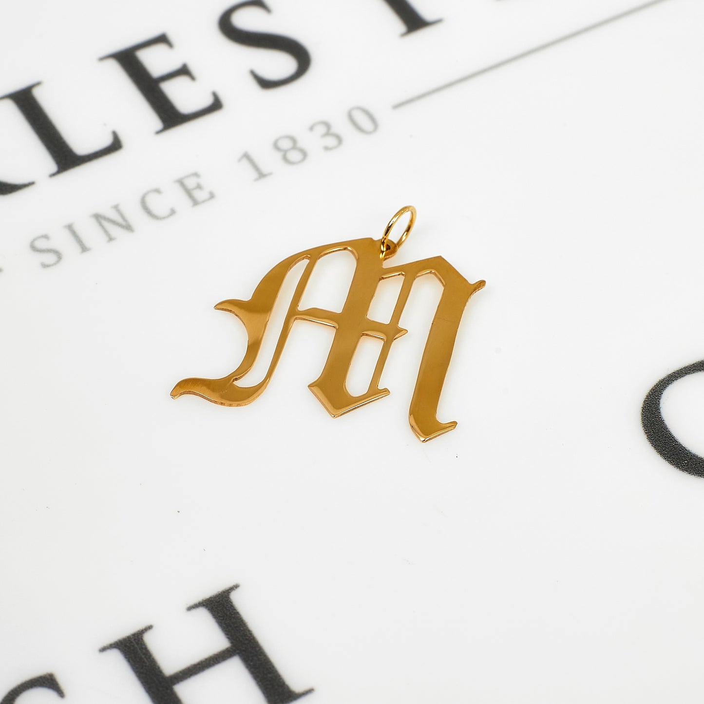 Pre-Owned 9ct Gold Letter M Initial Pendant
