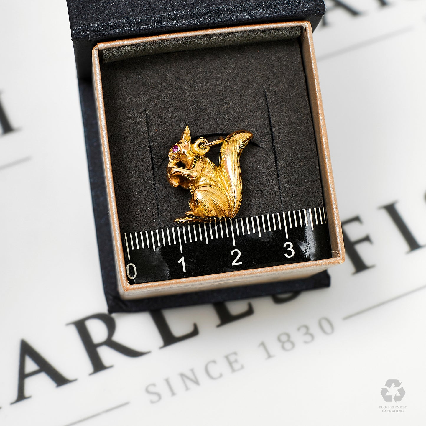 Pre-Owned 9ct Gold Squirrel Charm & Red Stone Eyes