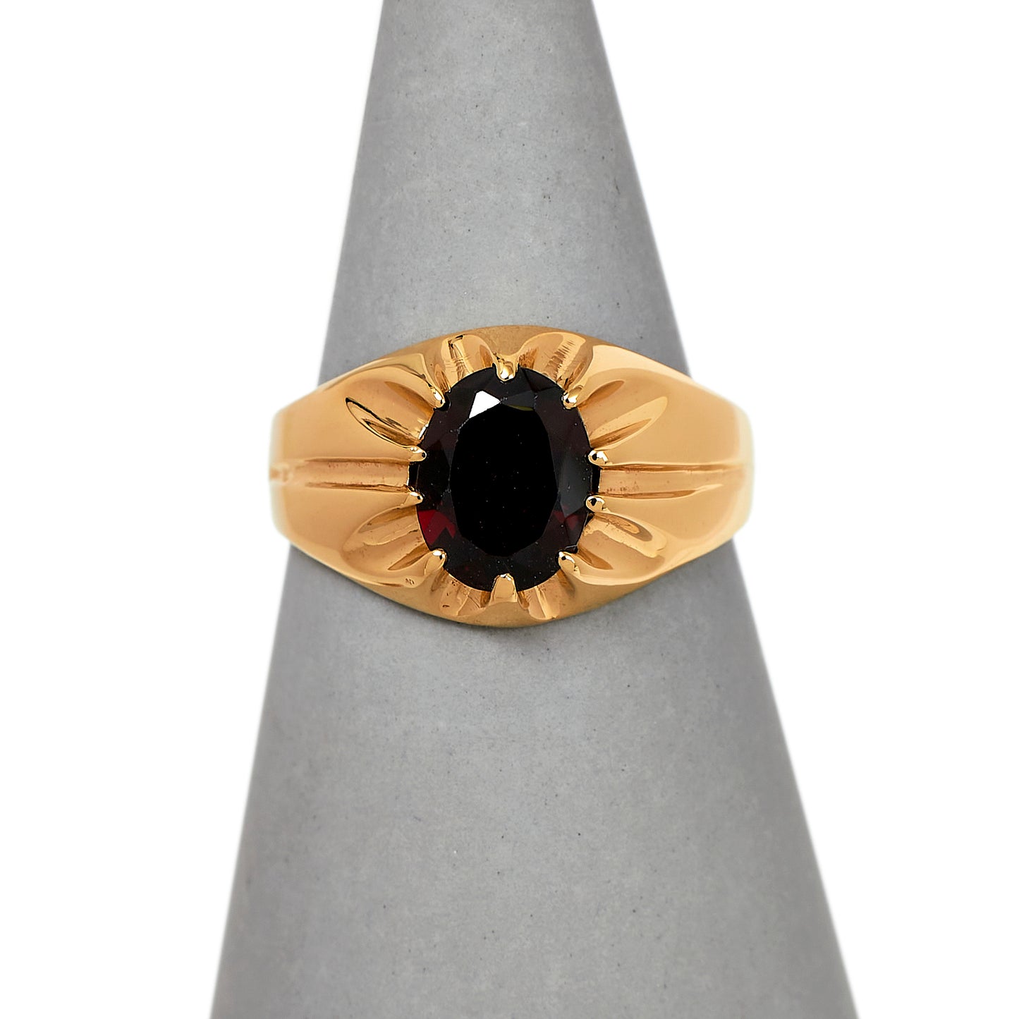Pre-Owned 9ct Gold Garnet Gypsy Ring Size R