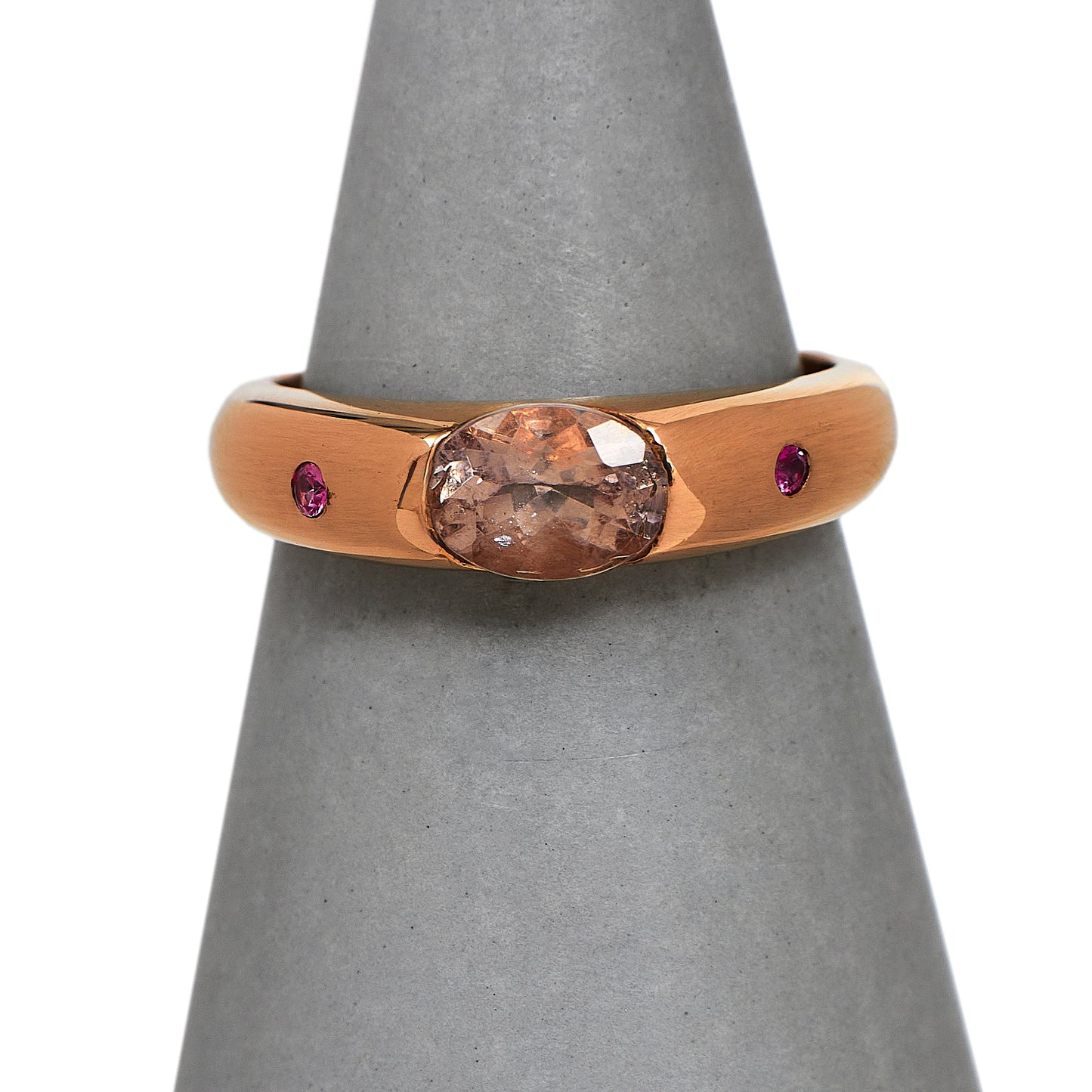 Pre-Owned 9ct Rose Gold Morganite &  Ruby Ring Size  L