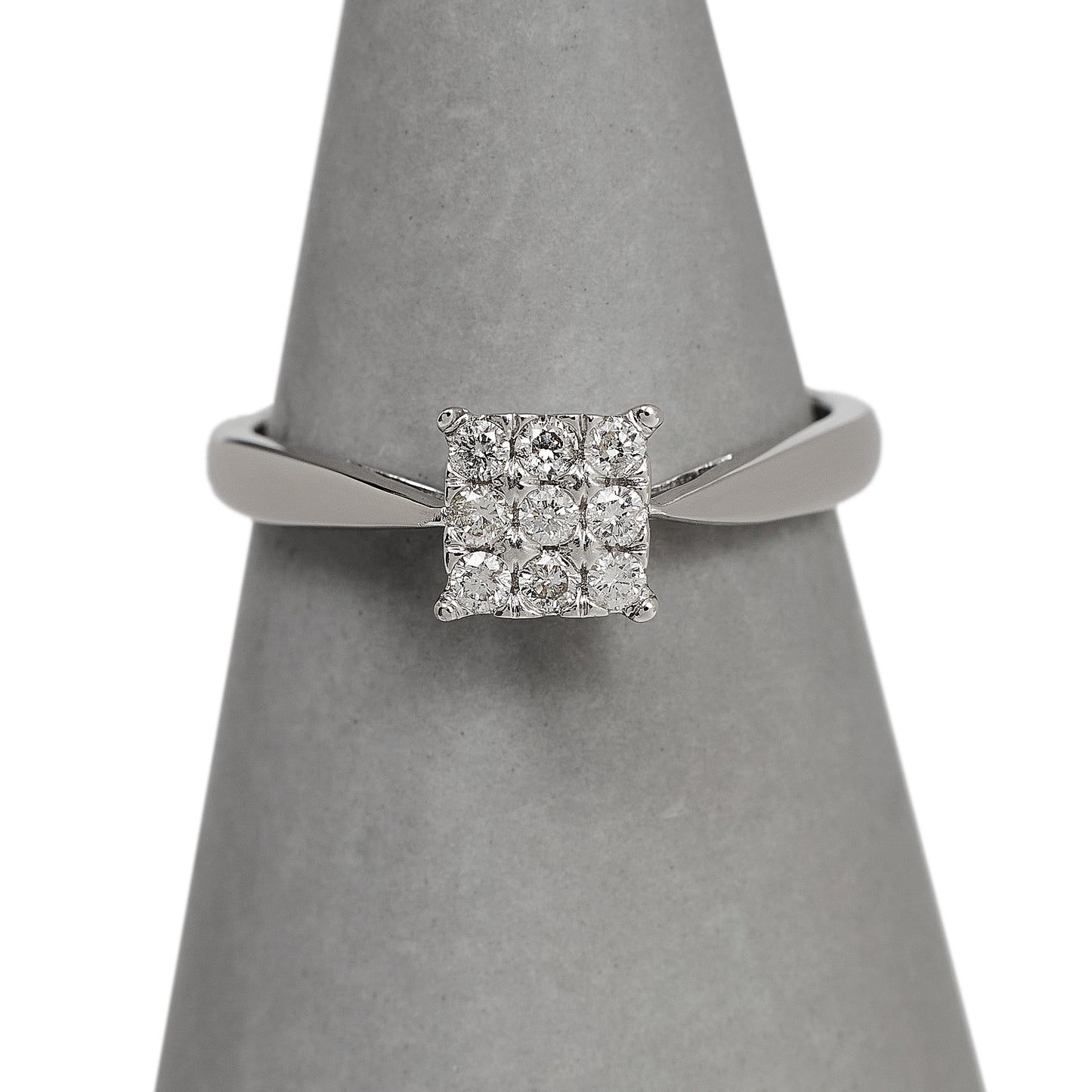 Pre-Owned 9ct White Gold Square Diamond Cluster Ring Size M