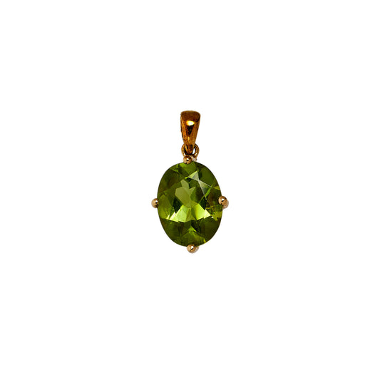 Pre-Owned 9ct Gold Oval Peridot Pendant 