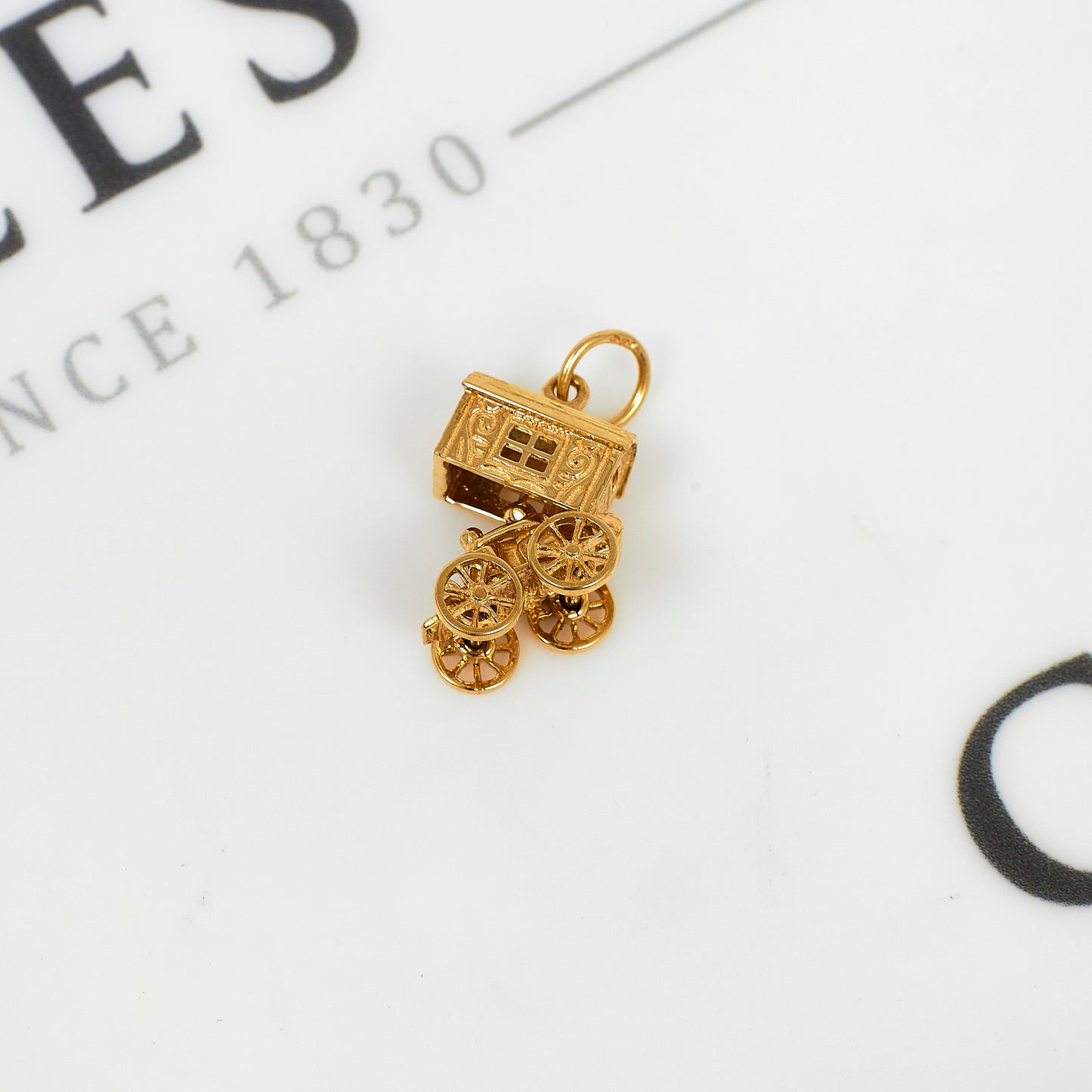 Pre-Owned 9ct Gold Gypsy Caravan & Fortune Teller Charm