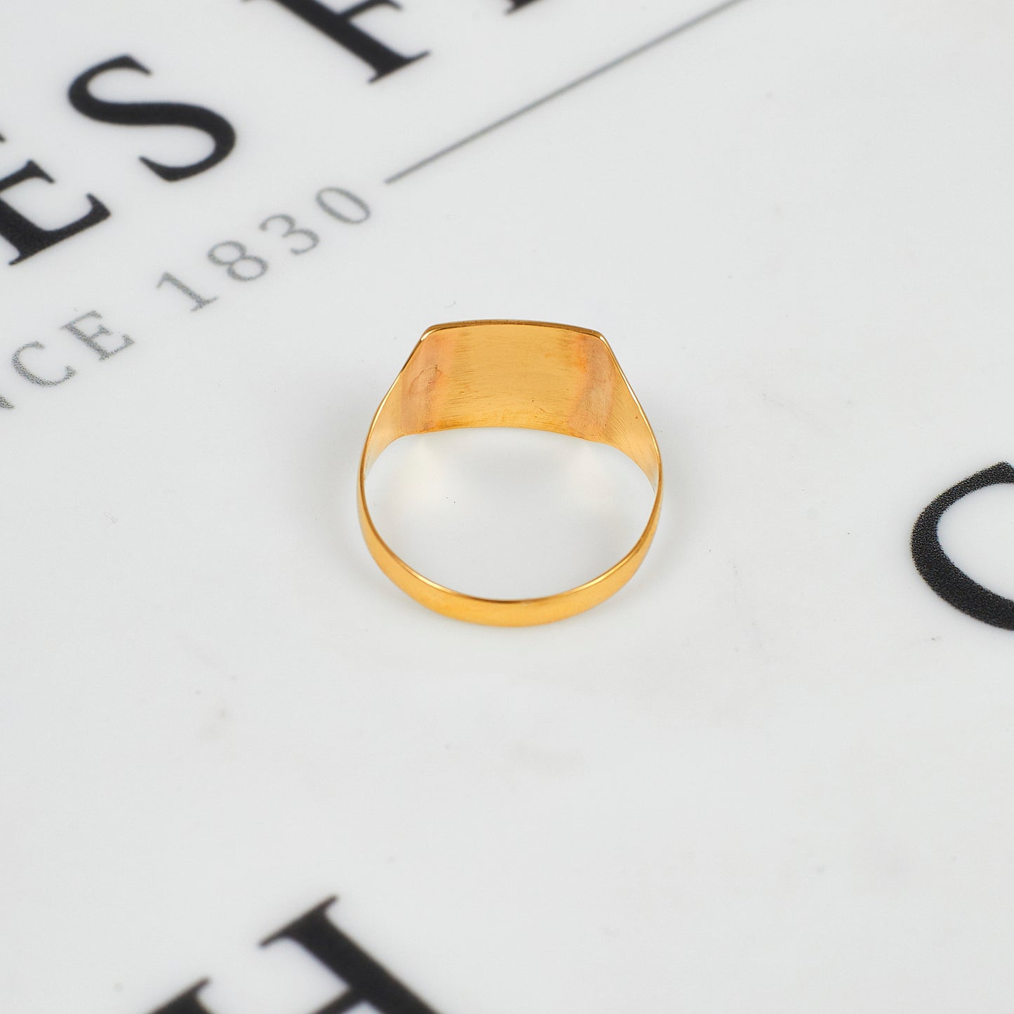 Pre-Owned 9ct Gold West Ham Utd Shield Signet Ring Size M