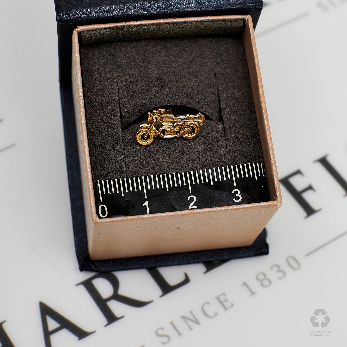 Pre-Owned 9ct Gold Single Motorbike Stud Earring
