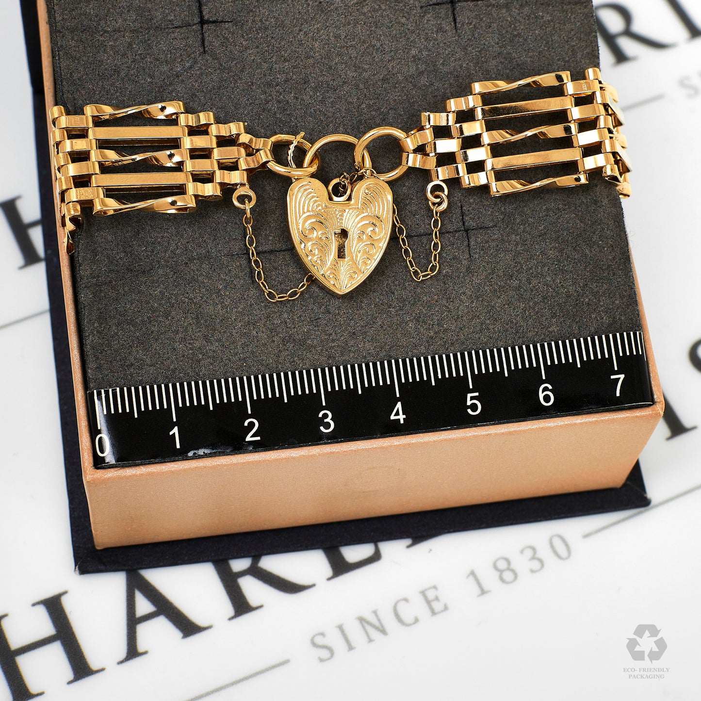 Pre-Owned 9ct Gold Bar Gate Bracelet 7.5 Inch