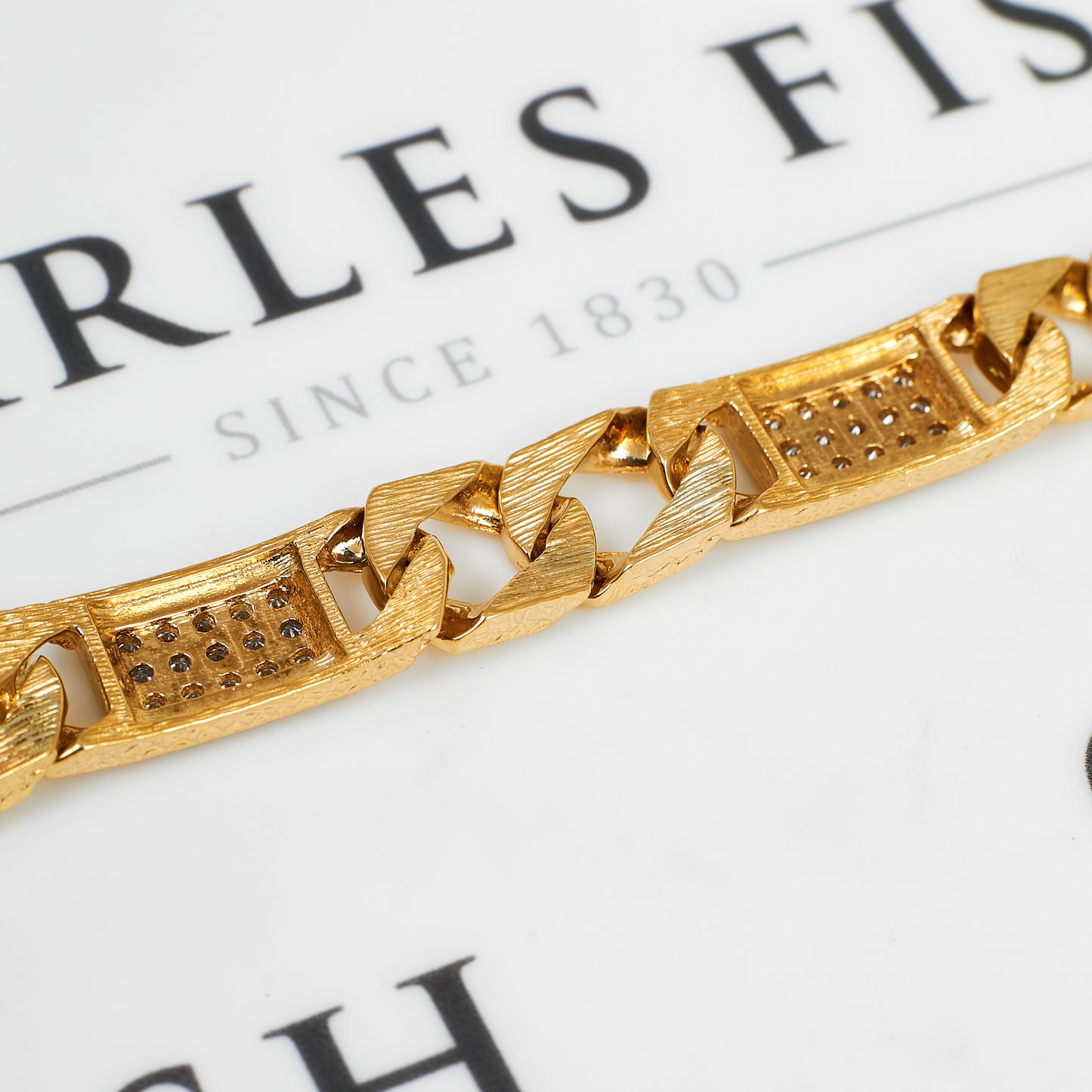 Pre-Owned 9ct Gold CZ Curb Bracelet 8 Inch