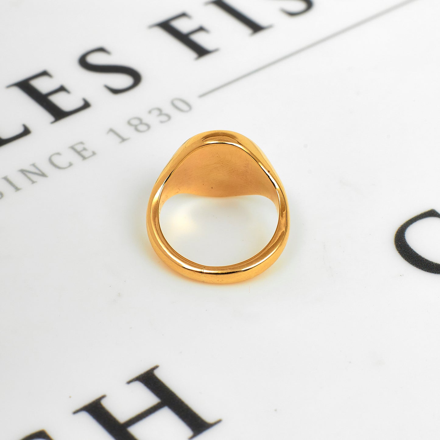 Pre-Owned 9ct Gold & Sapphire High-Polish Signet Ring Size N