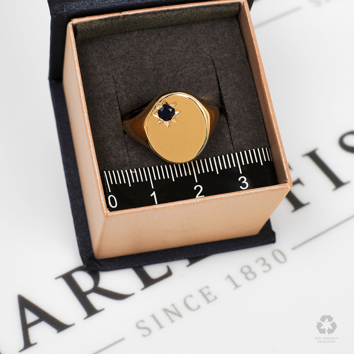 Pre-Owned 9ct Gold & Sapphire High-Polish Signet Ring Size N