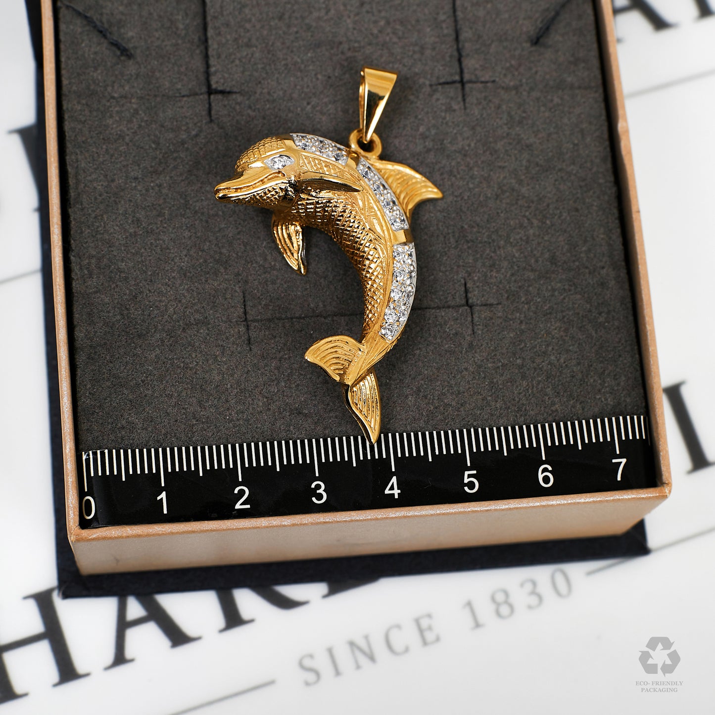 Pre-Owned 9ct Gold CZ Dolphin Pendant