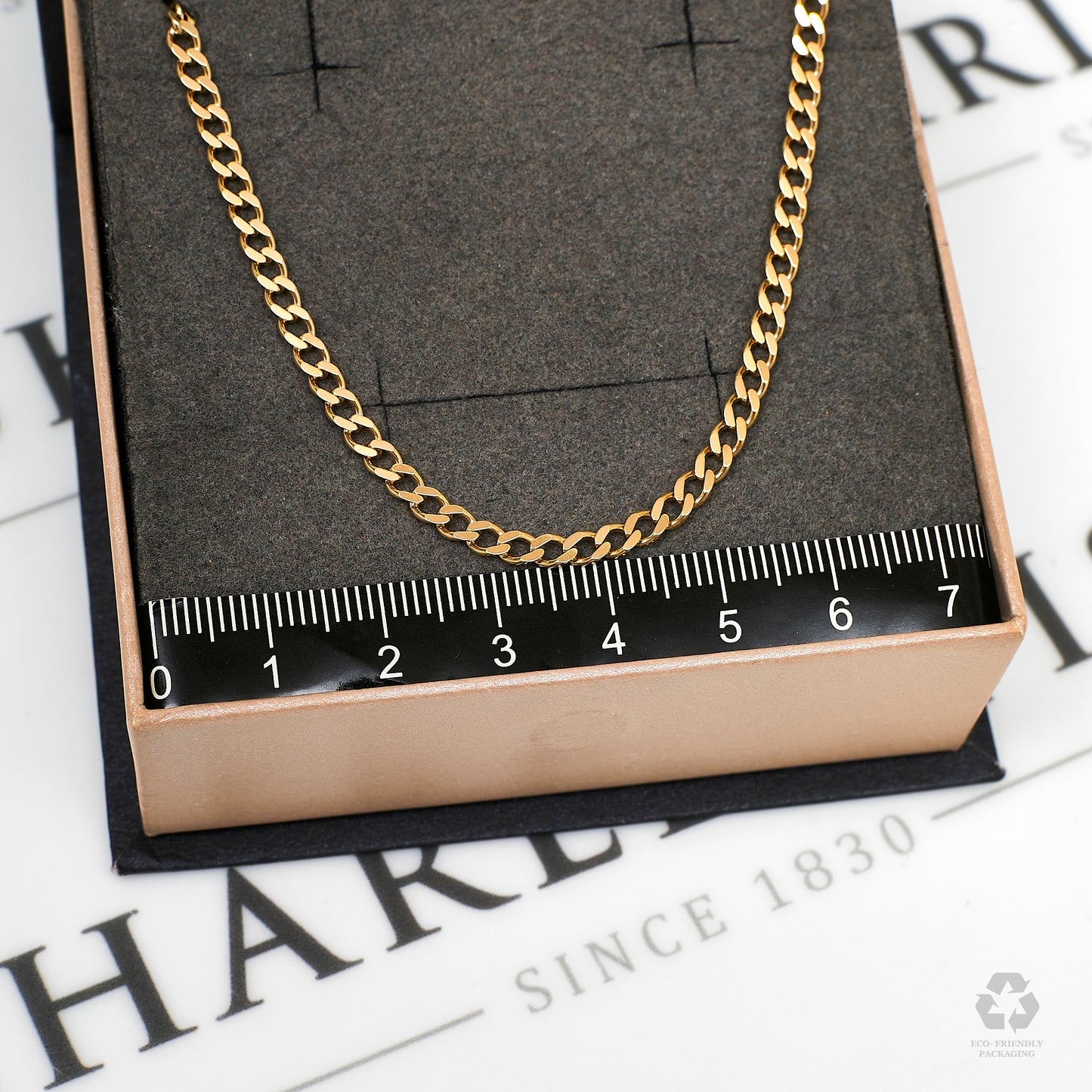 Pre-Owned 9ct Gold Hollow Curb Chain Necklace 18 Inch
