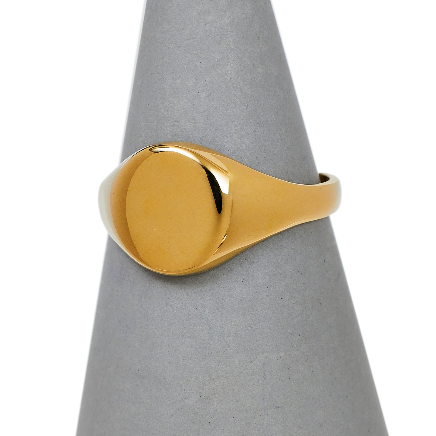 Pre-Owned 9ct Gold High-Polish Round Signet Ring Size N.5