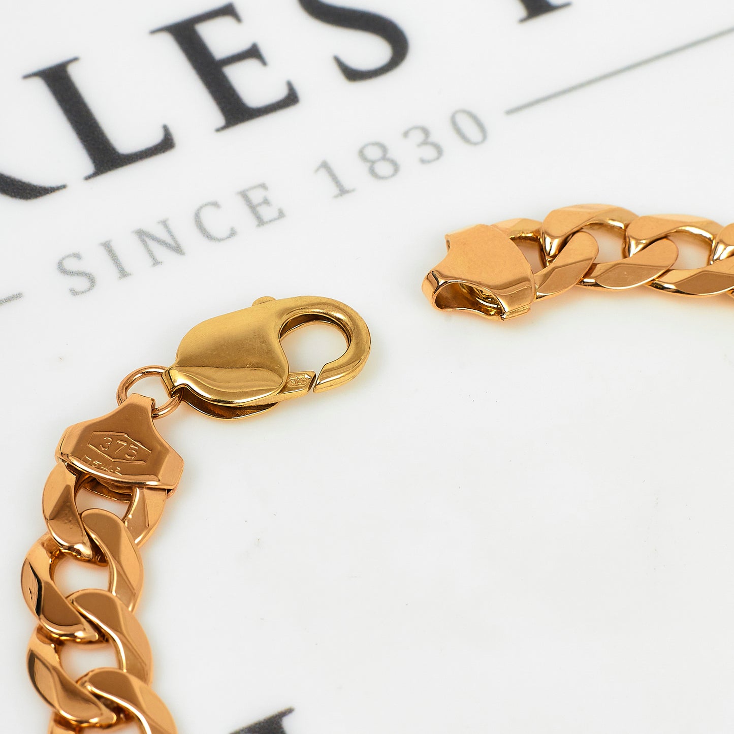 Pre-Owned 9ct Gold Curb Chain Bracelet 8.5 Inch