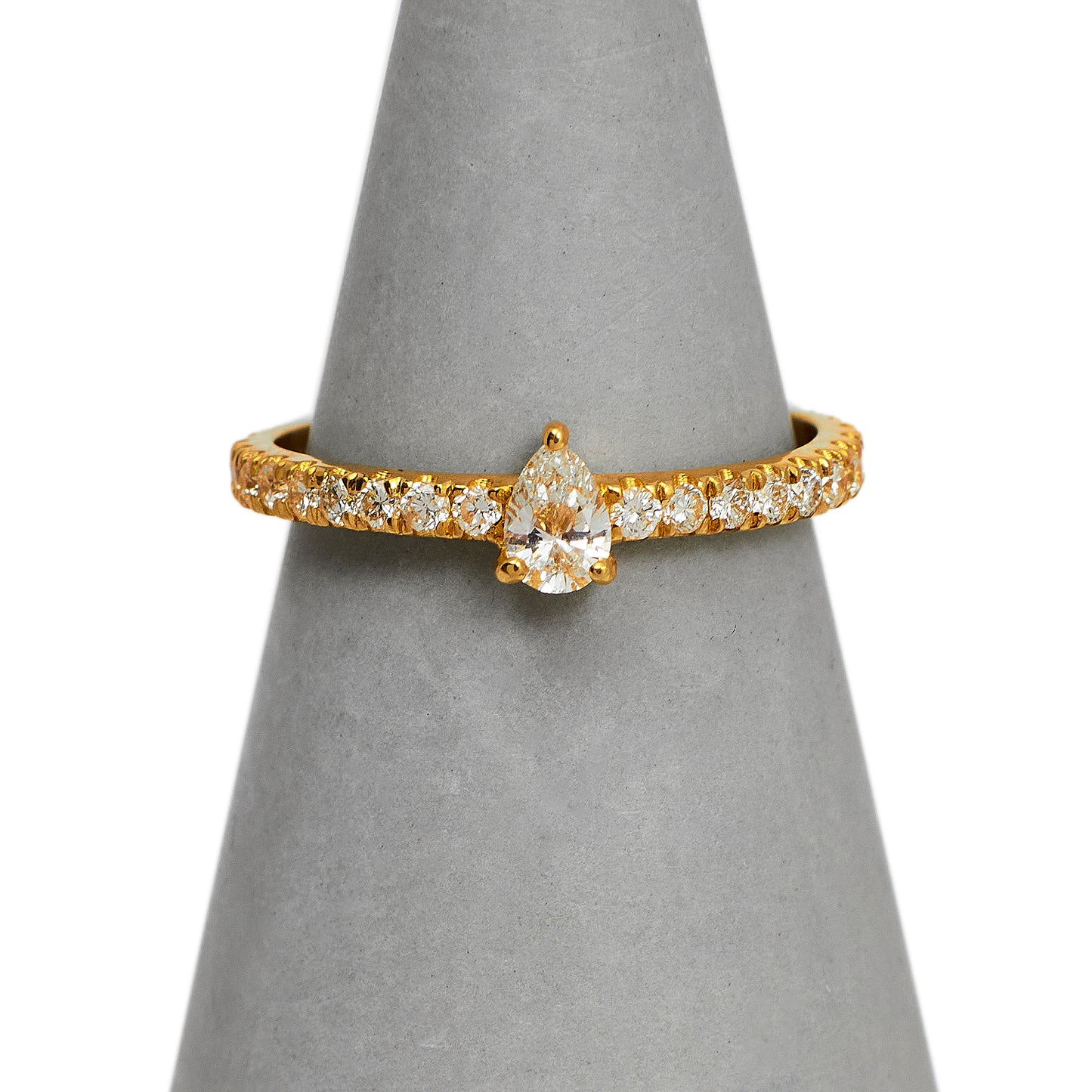 Pre-Owned 18ct Gold Pear Cut Diamond Shoulder Set Ring