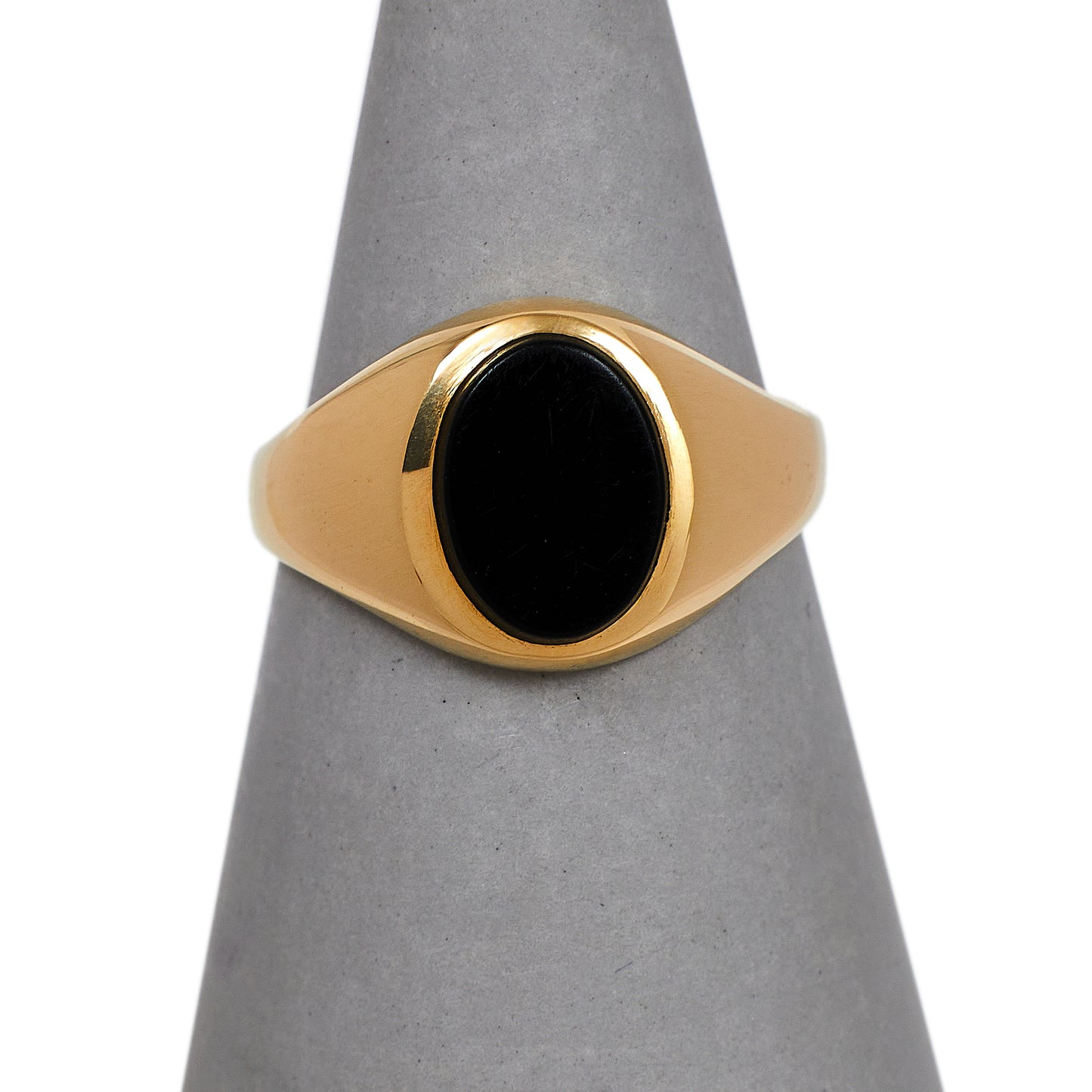 Pre-Owned 9ct Gold Oval Onyx Signet Ring Size I