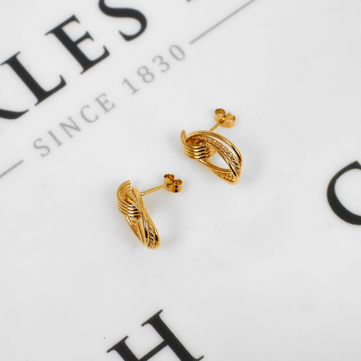 Pre-Owned 9ct Gold 3 Oval Design Stud Dangle Earrings