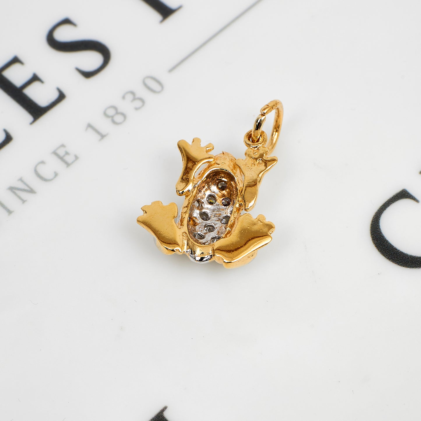 Pre-Owned 2 Tone 9ct Gold & CZ Frog Pendant