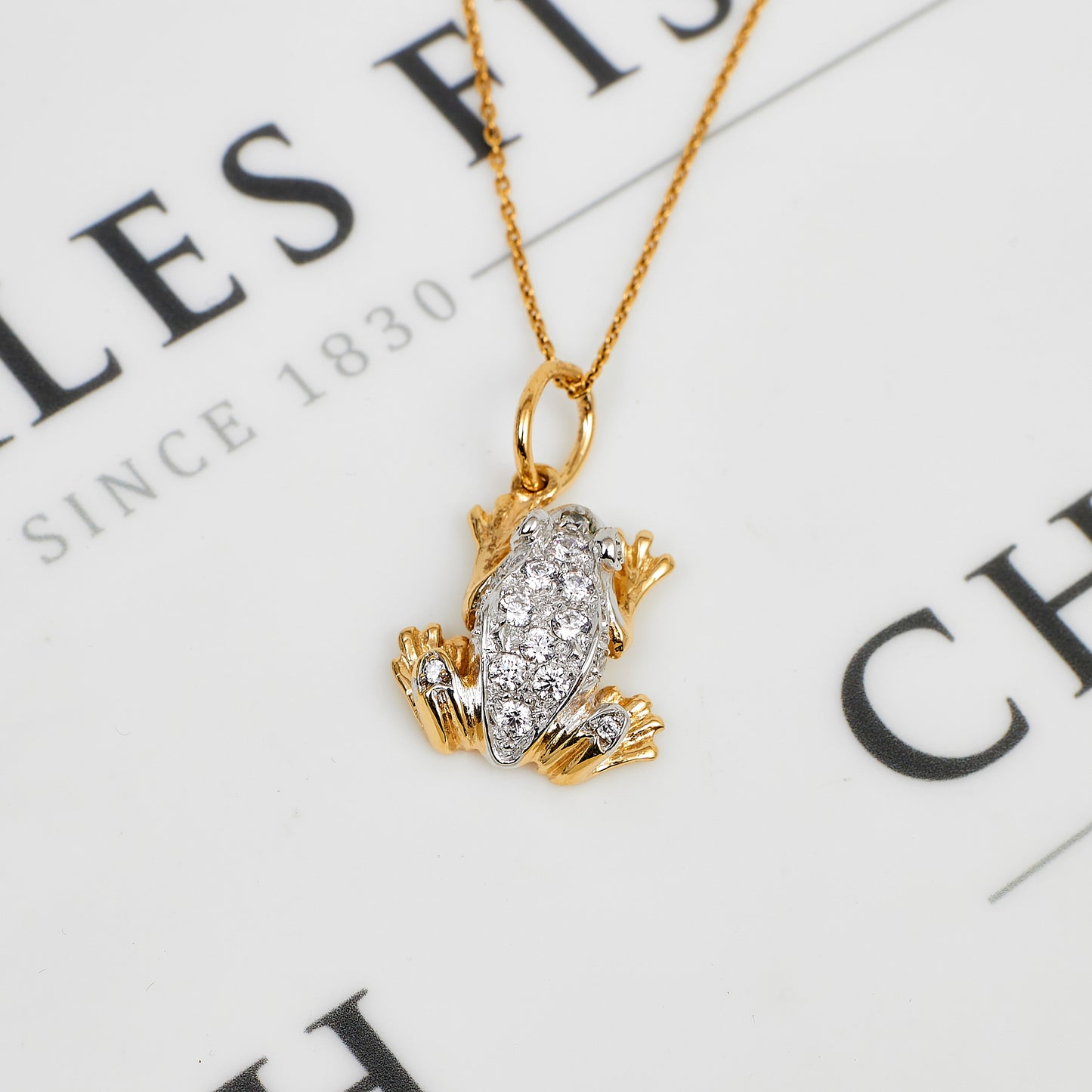 Pre-Owned 2 Tone 9ct Gold & CZ Frog Pendant