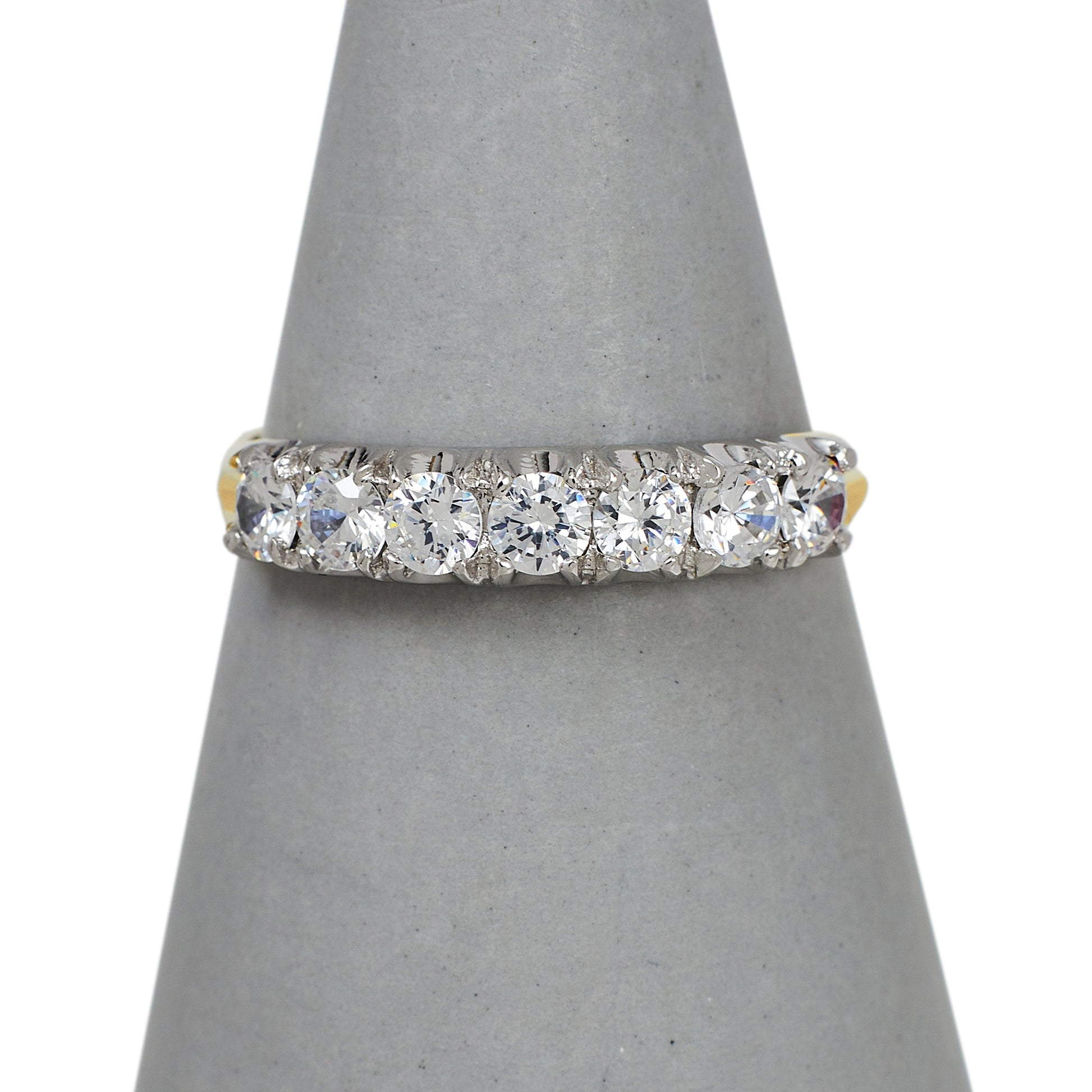 Pre-Owned 9ct Gold 7 CZ Set Ring Size P.5