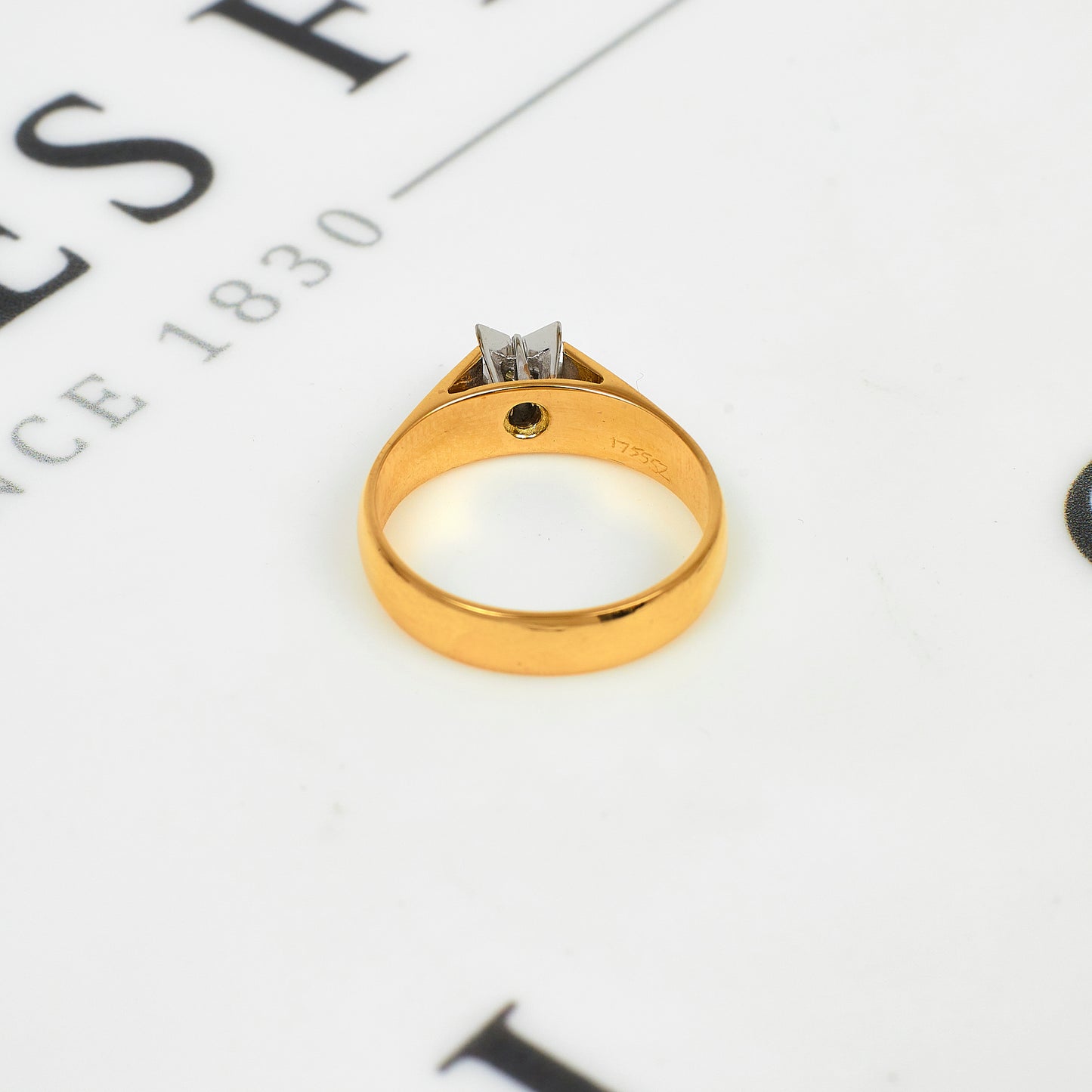 Pre-Owned 18ct Gold & Diamond Star Setting Ring Size M