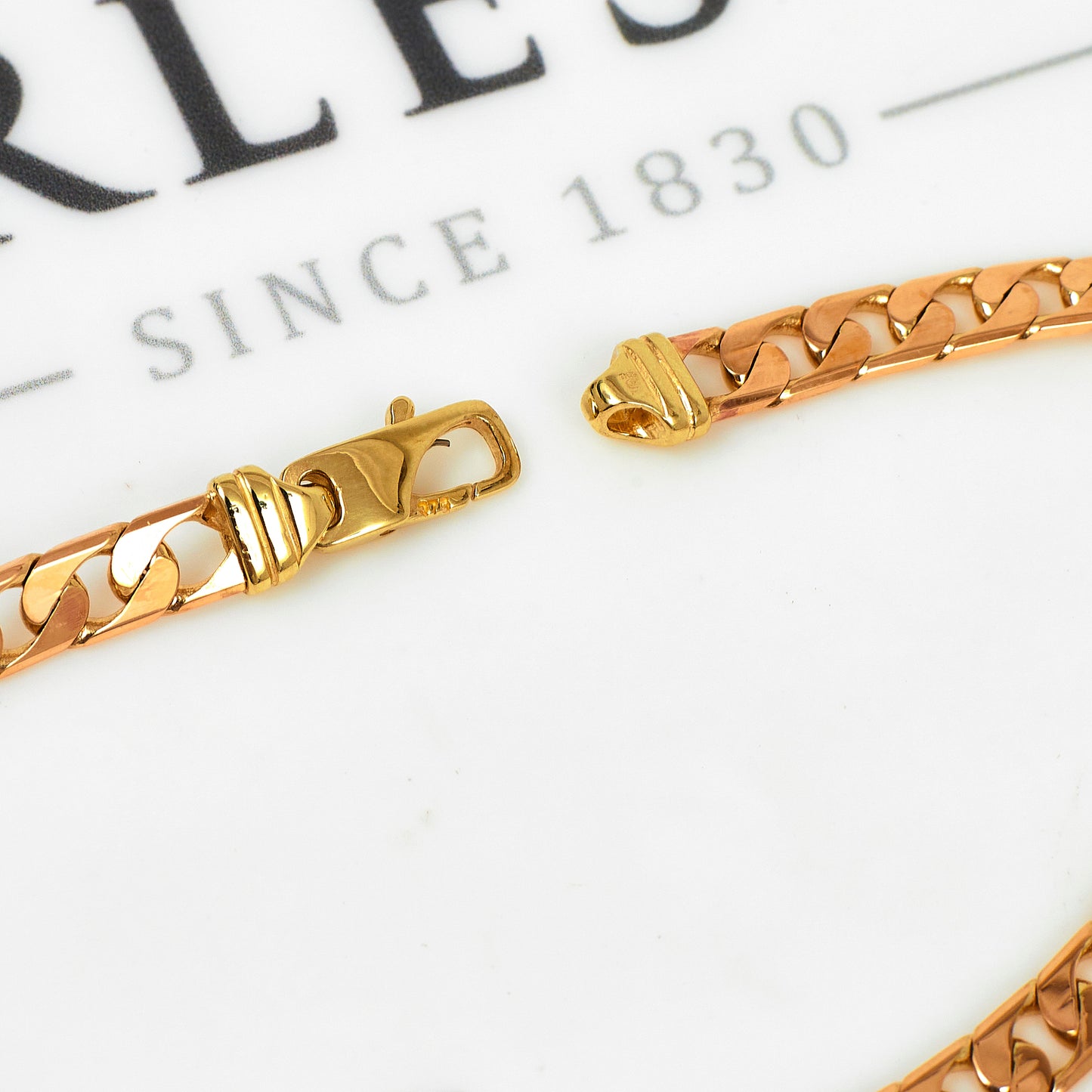 Pre-Owned 9ct Gold Curb Chain Bracelet 8.5 Inch