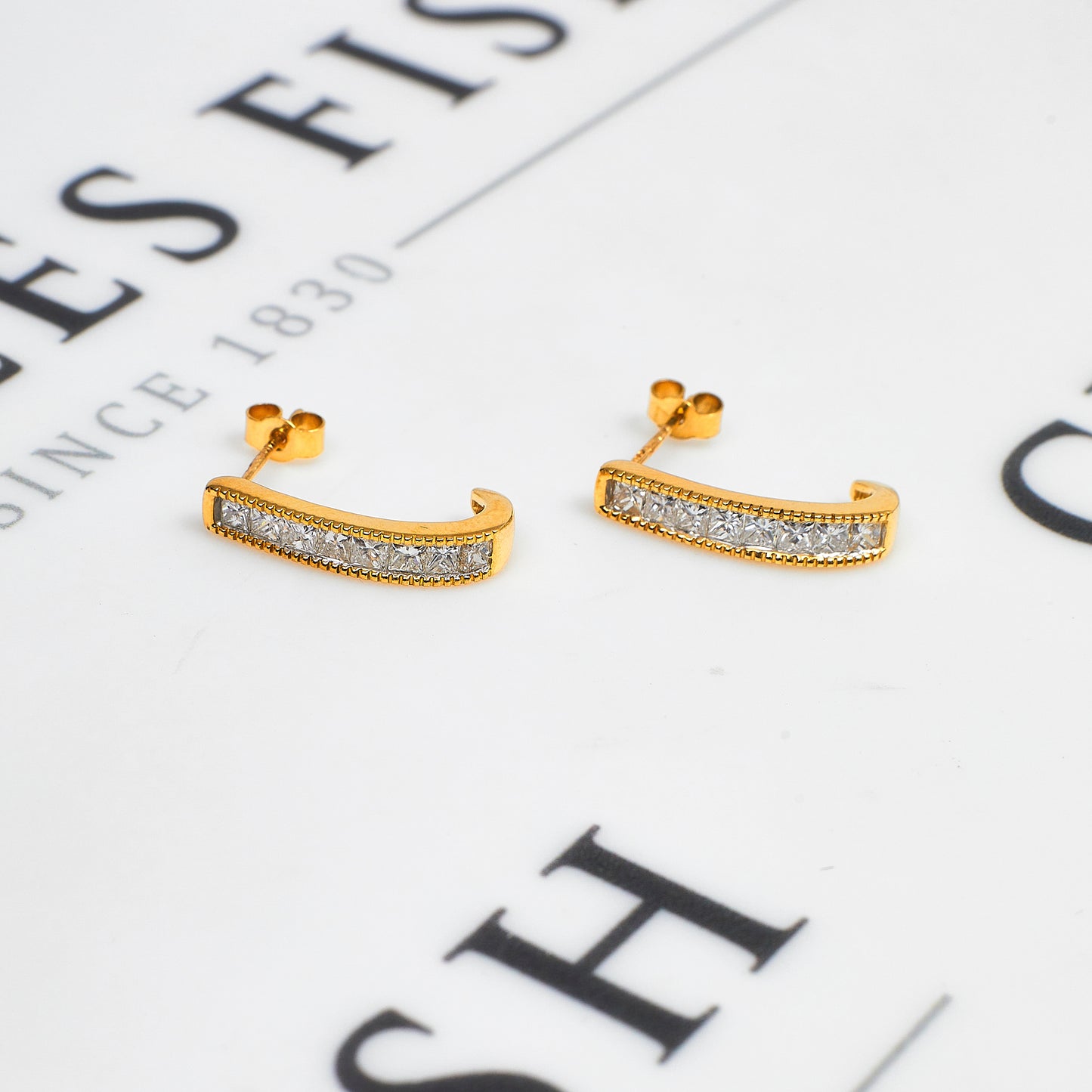 Pre-Owned 18ct Gold 8 Princess Cut Diamond Earrings
