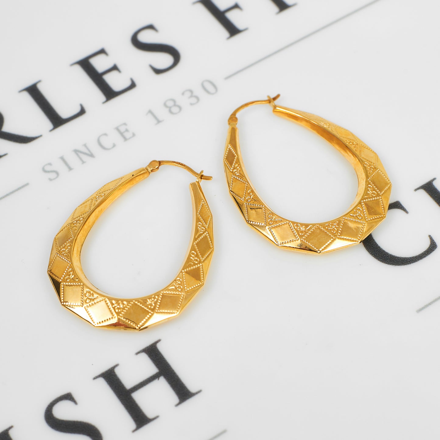Pre-Owned 9ct Gold Patterned Oval Creole Hoop Earrings