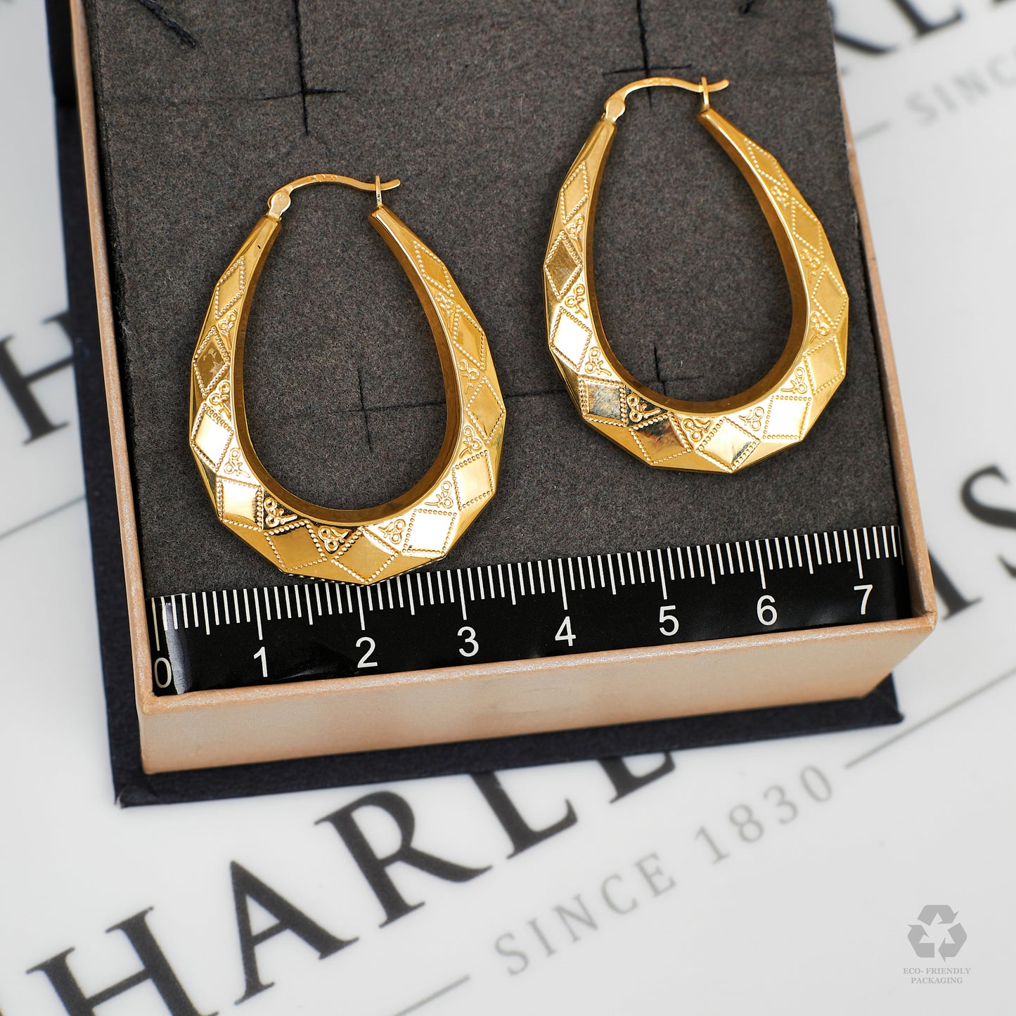 Pre-Owned 9ct Gold Patterned Oval Creole Hoop Earrings