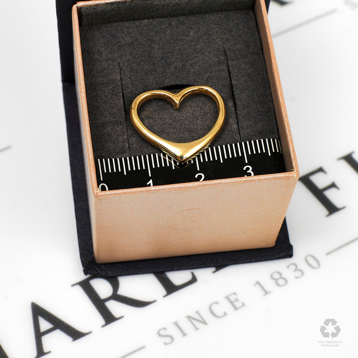 Pre-Owned 9ct Gold Floating Heart Pendant