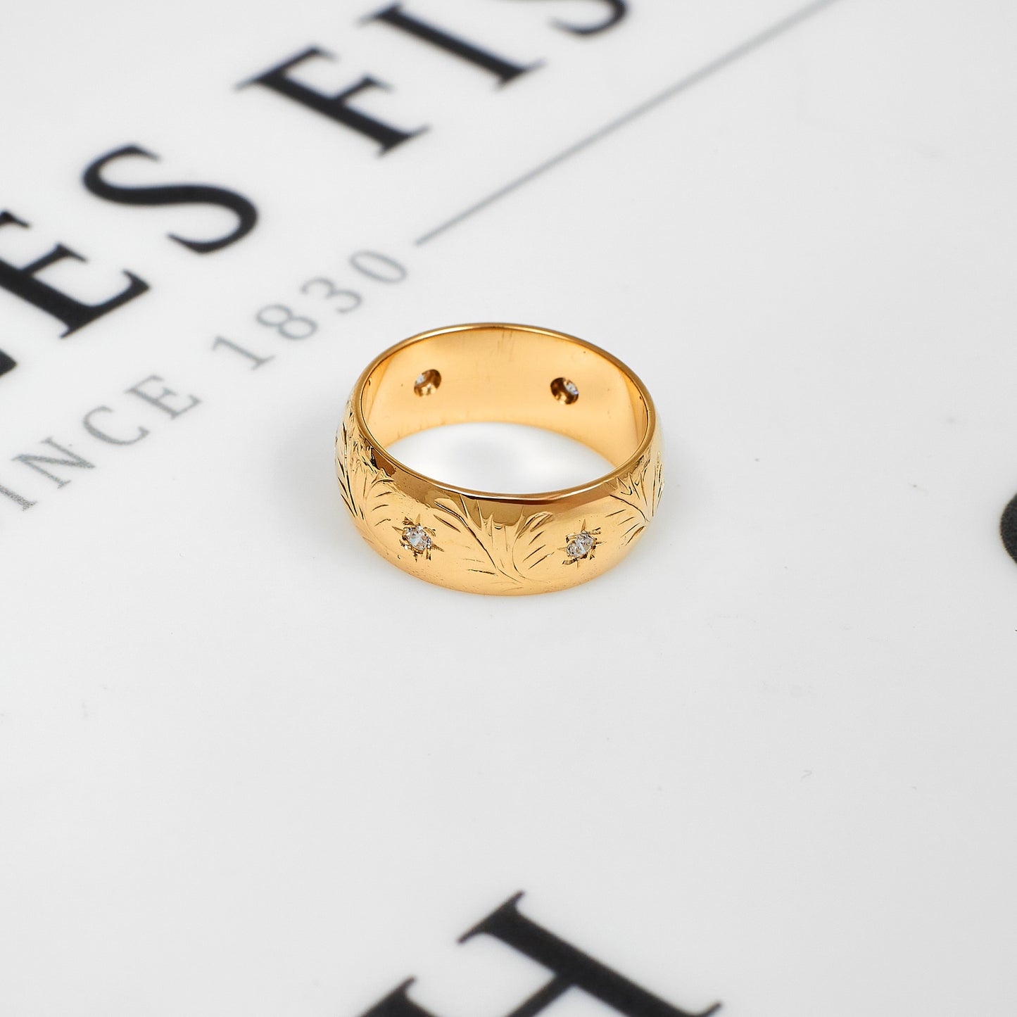 Pre-Owned 9ct Gold & 6 CZ Band Ring Size M.5