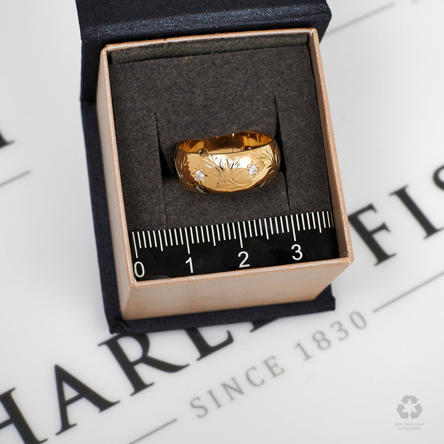 Pre-Owned 9ct Gold & 6 CZ Band Ring Size M.5