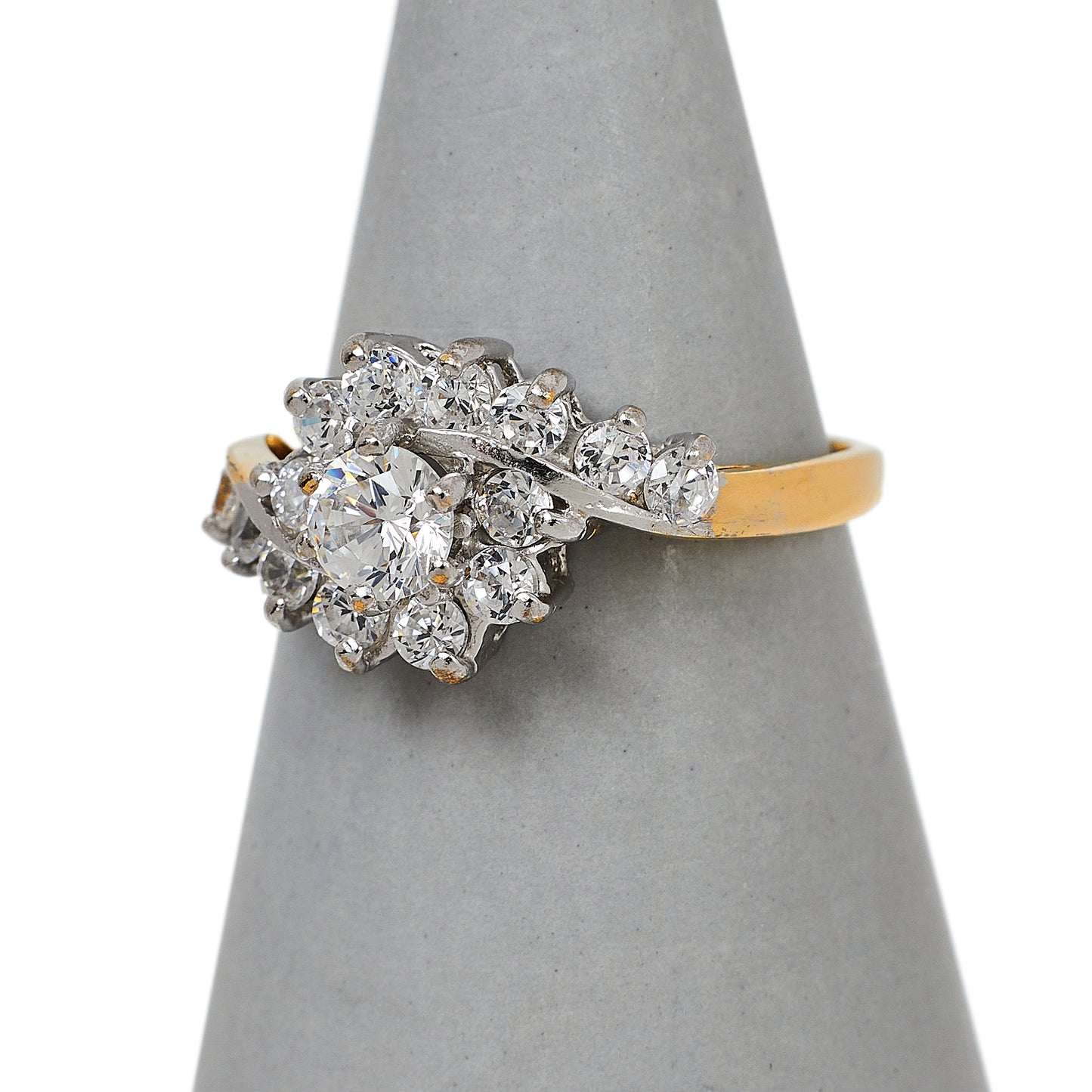 Pre-Owned 9ct Gold CZ Cluster Ring Size L