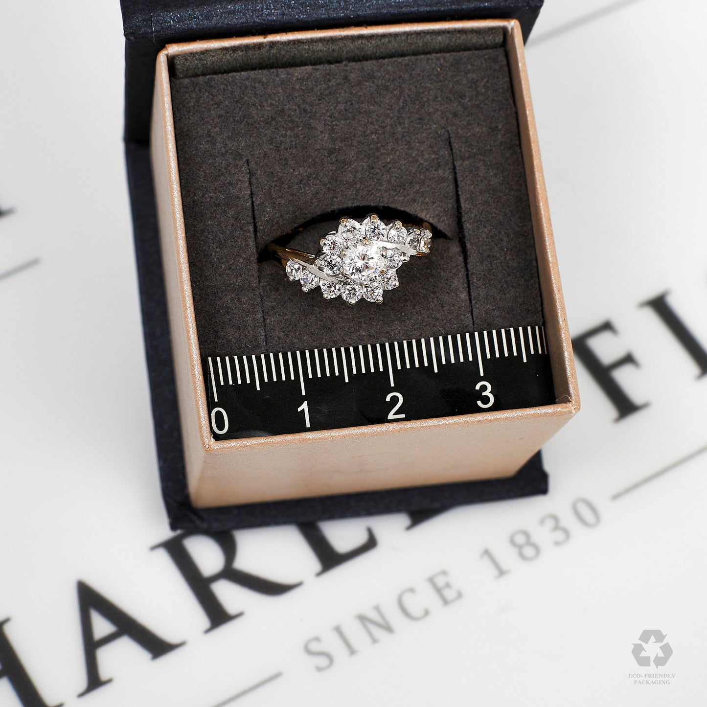 Pre-Owned 9ct Gold CZ Cluster Ring Size L